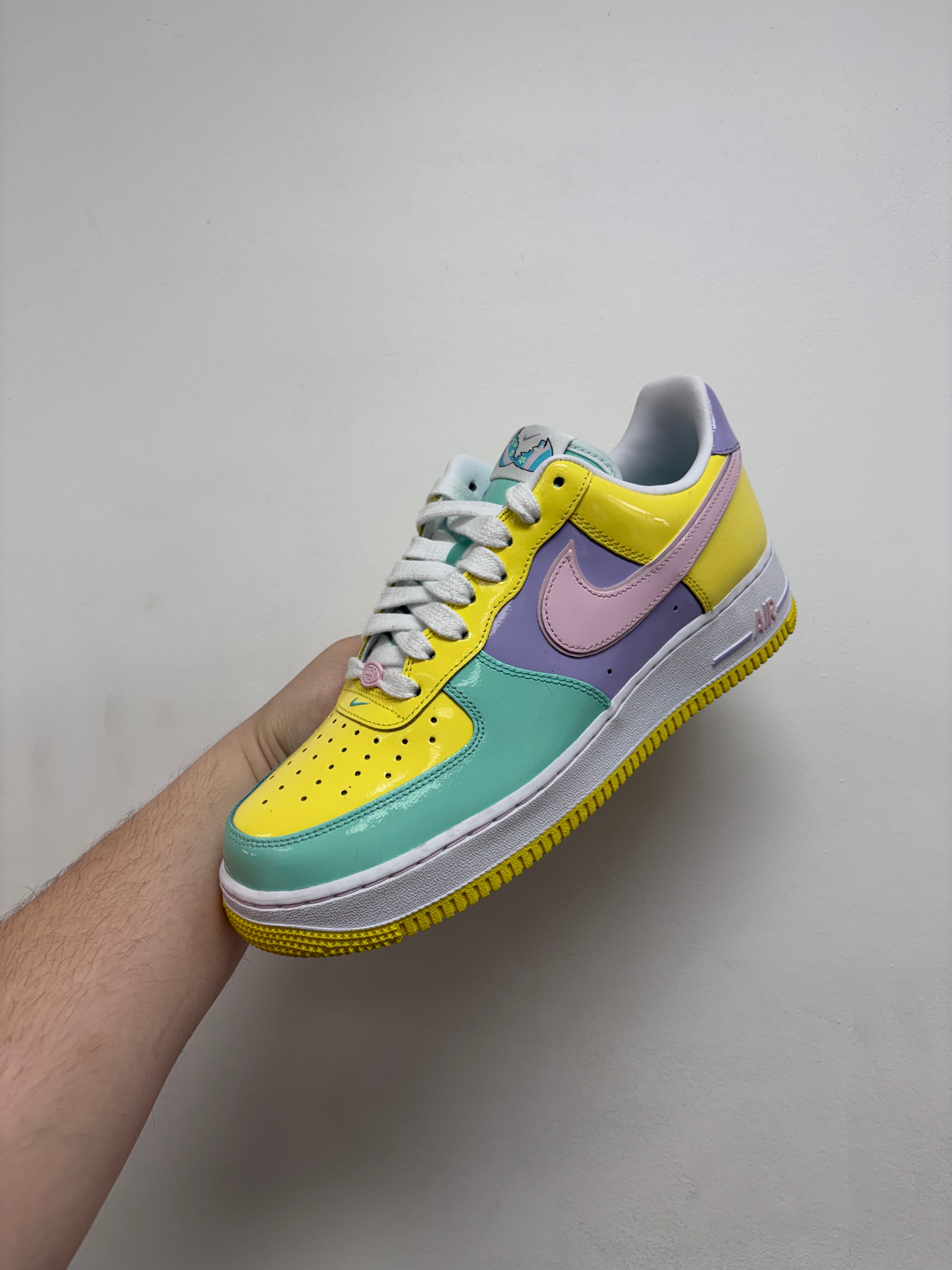 Nike AF1 Easter Sneakers