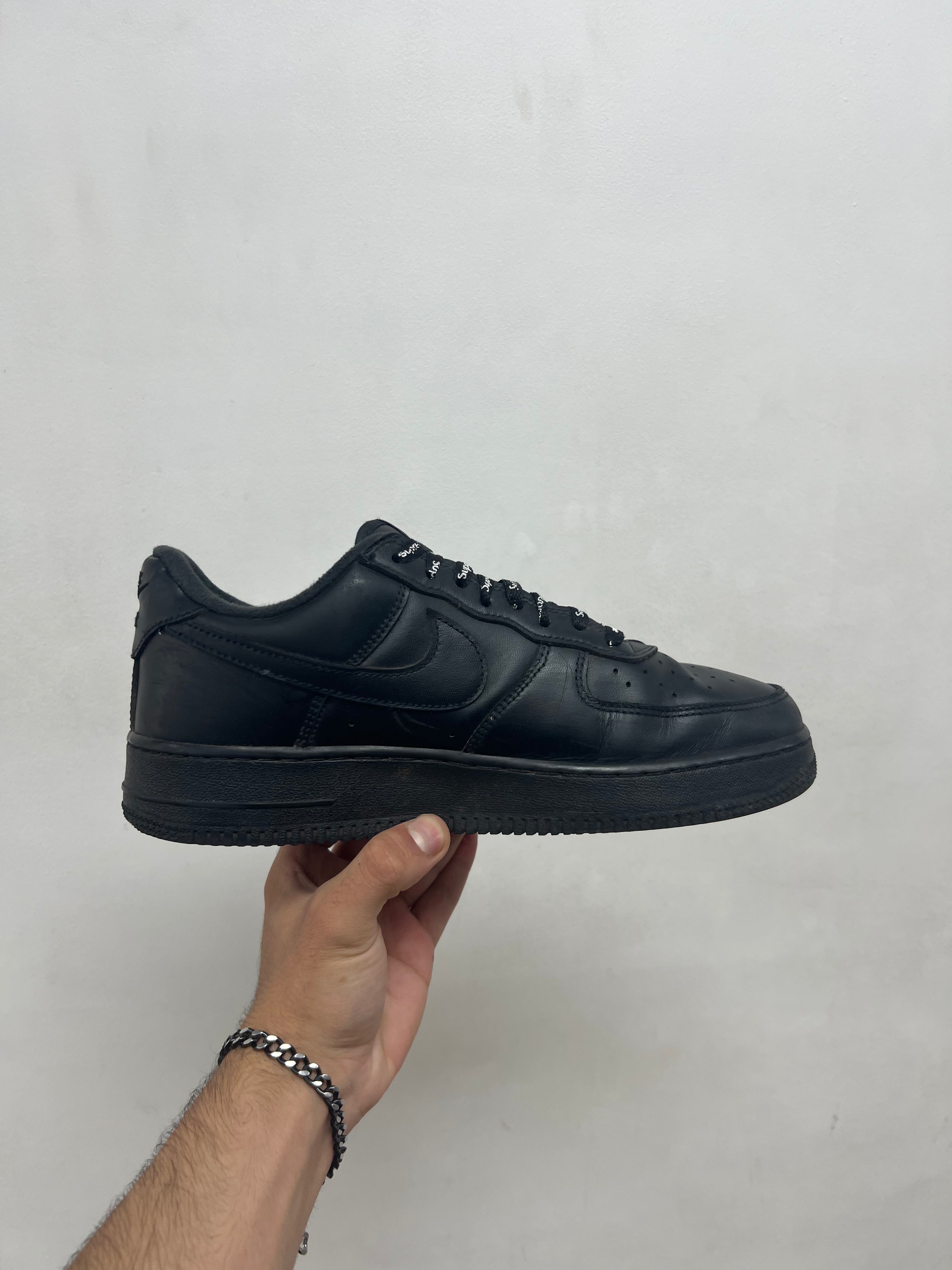 Nike Supreme AF1 Black Sneakers