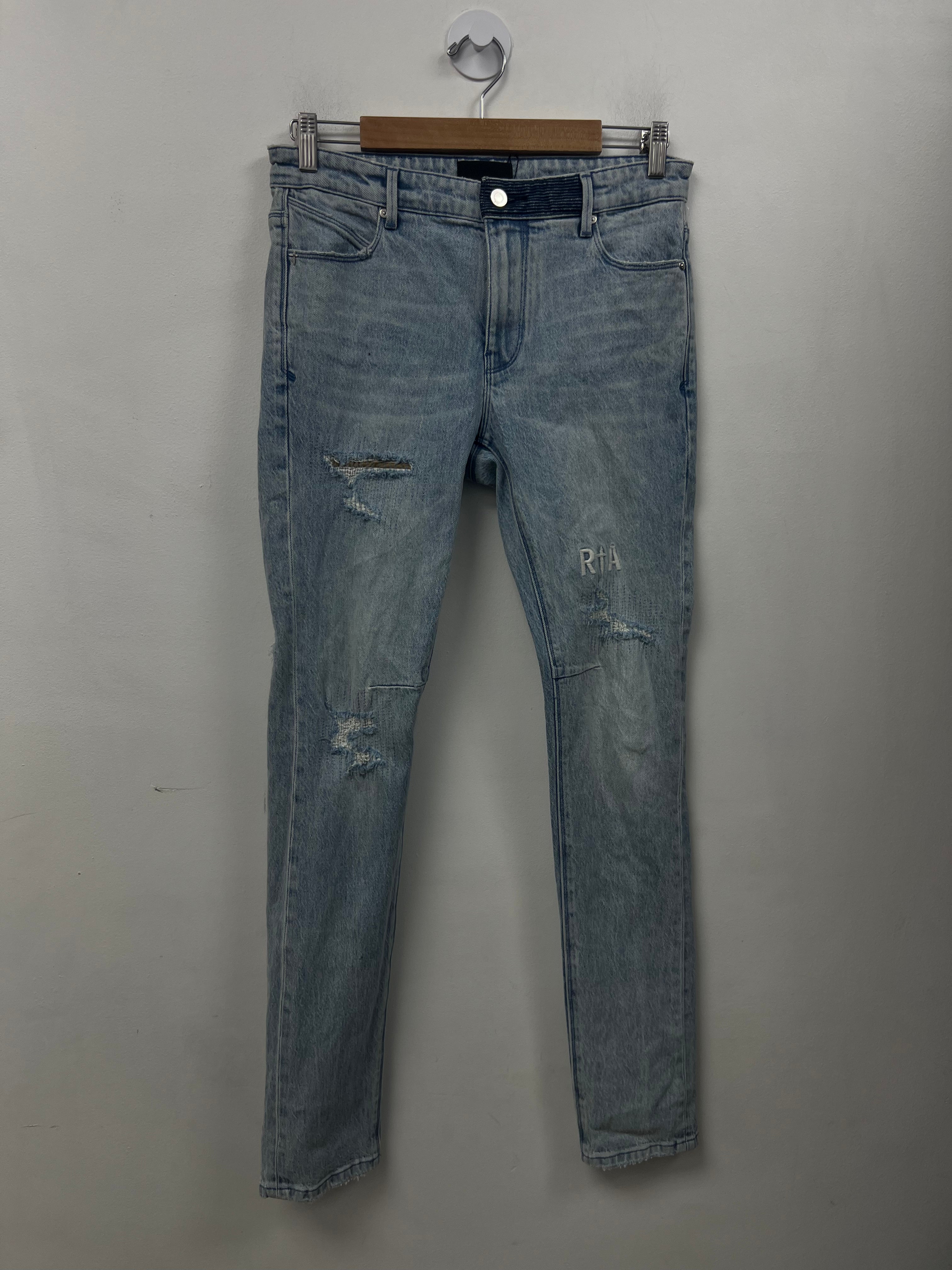 RTA Light Wash Distressed Jeans
