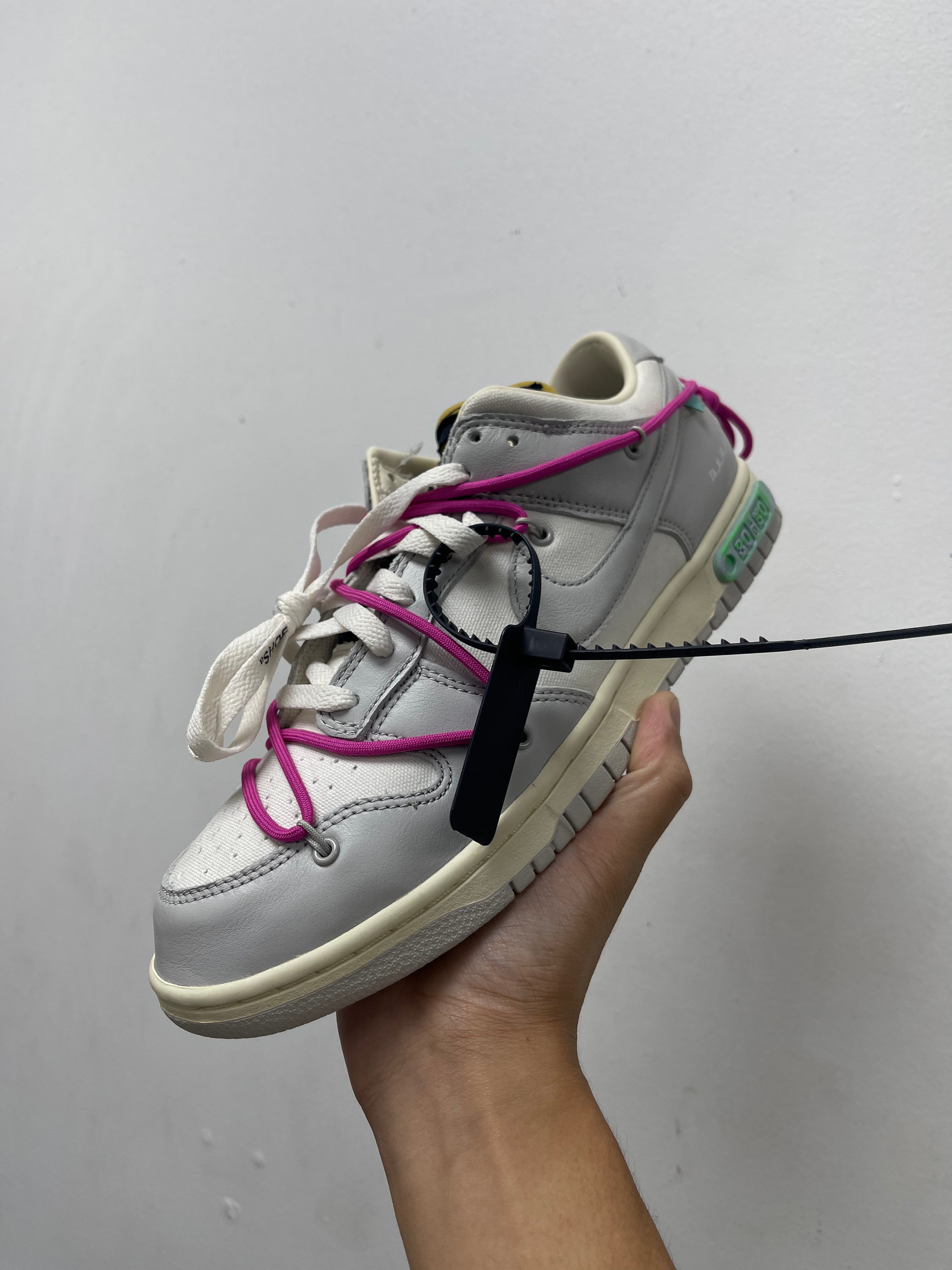 Nike Off White Dunk Low Lot Sneakers