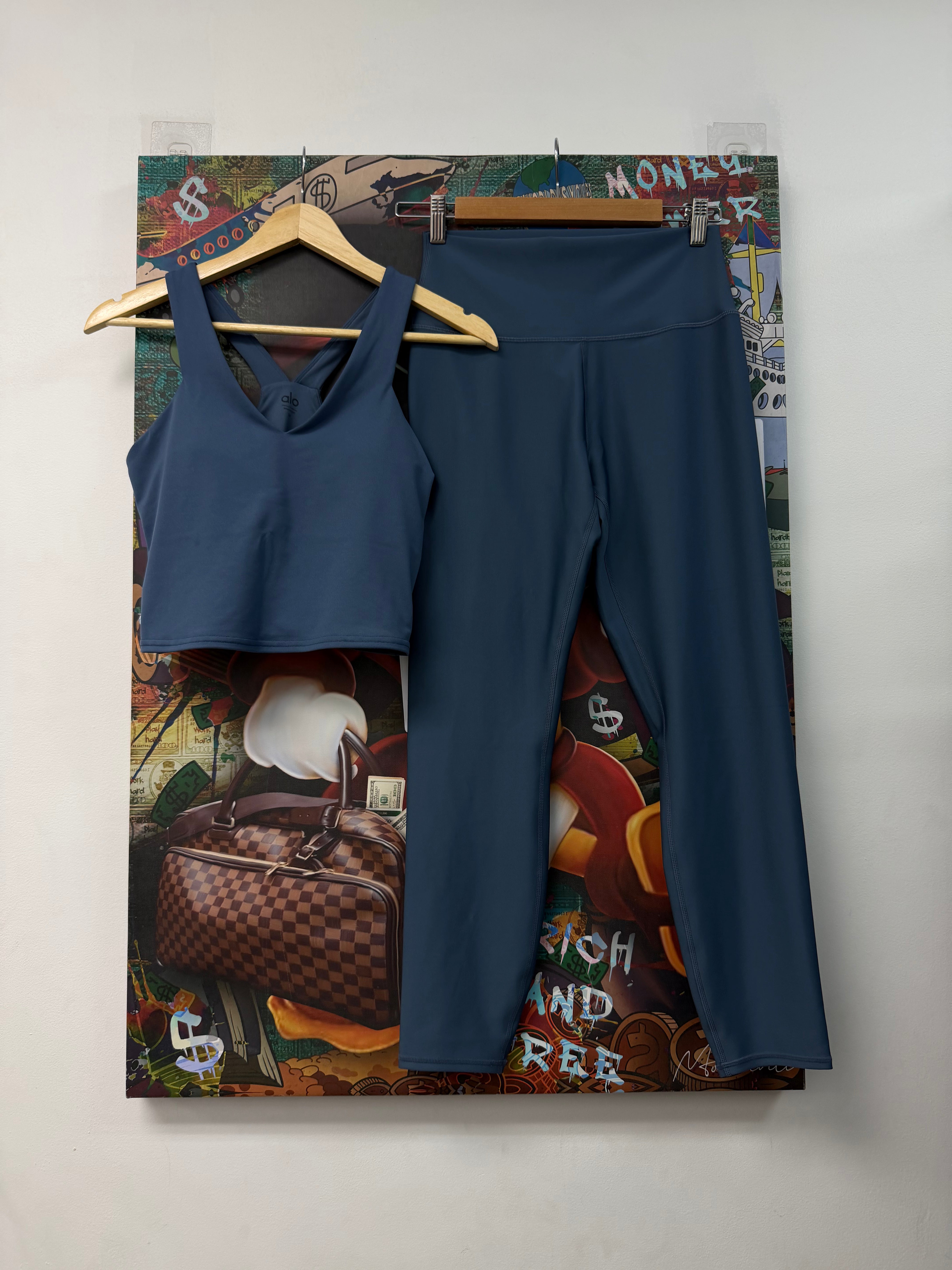 Alo Blue Yoga Set