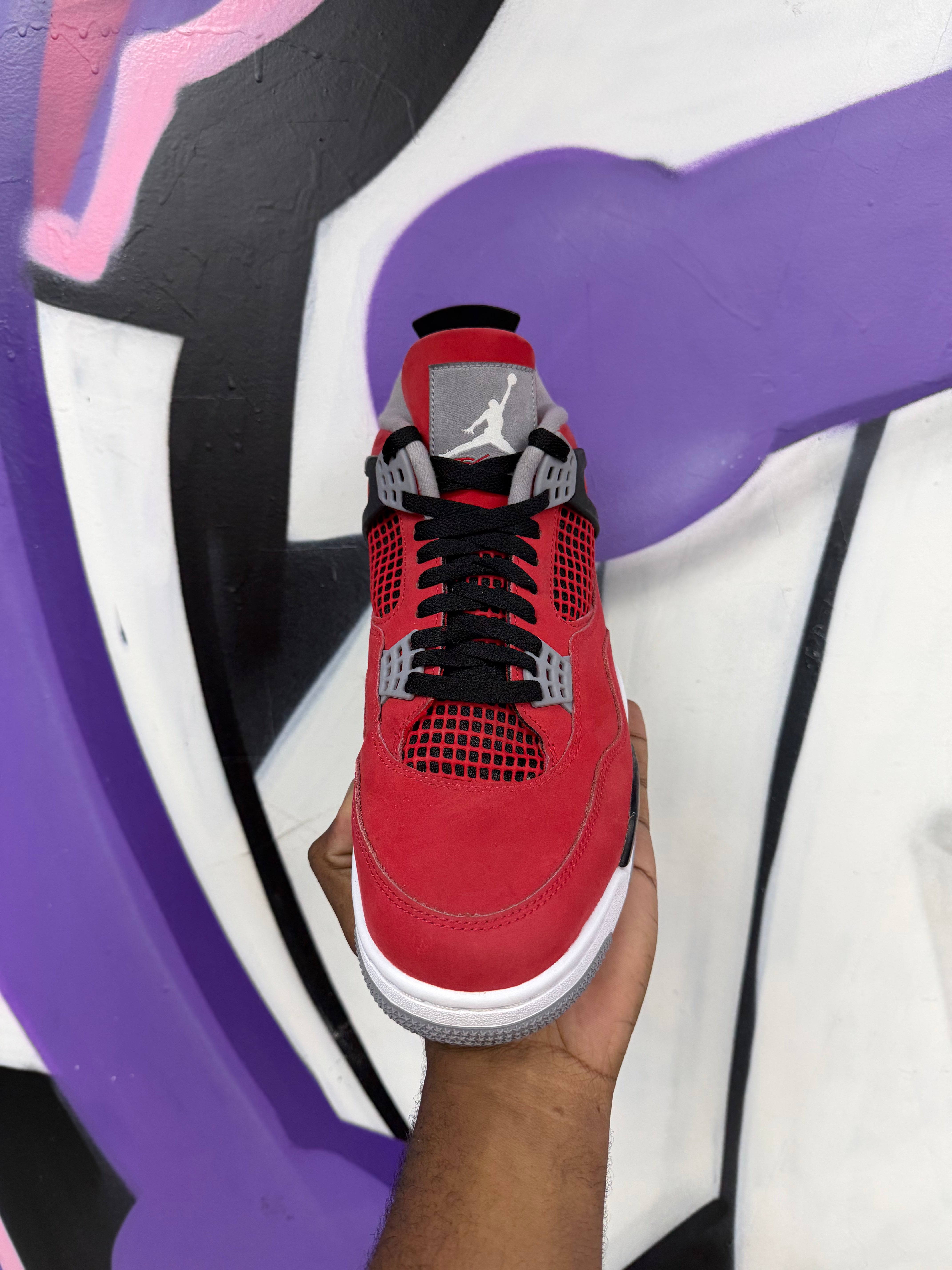 NIke Jordan 4 Toro Sneakers