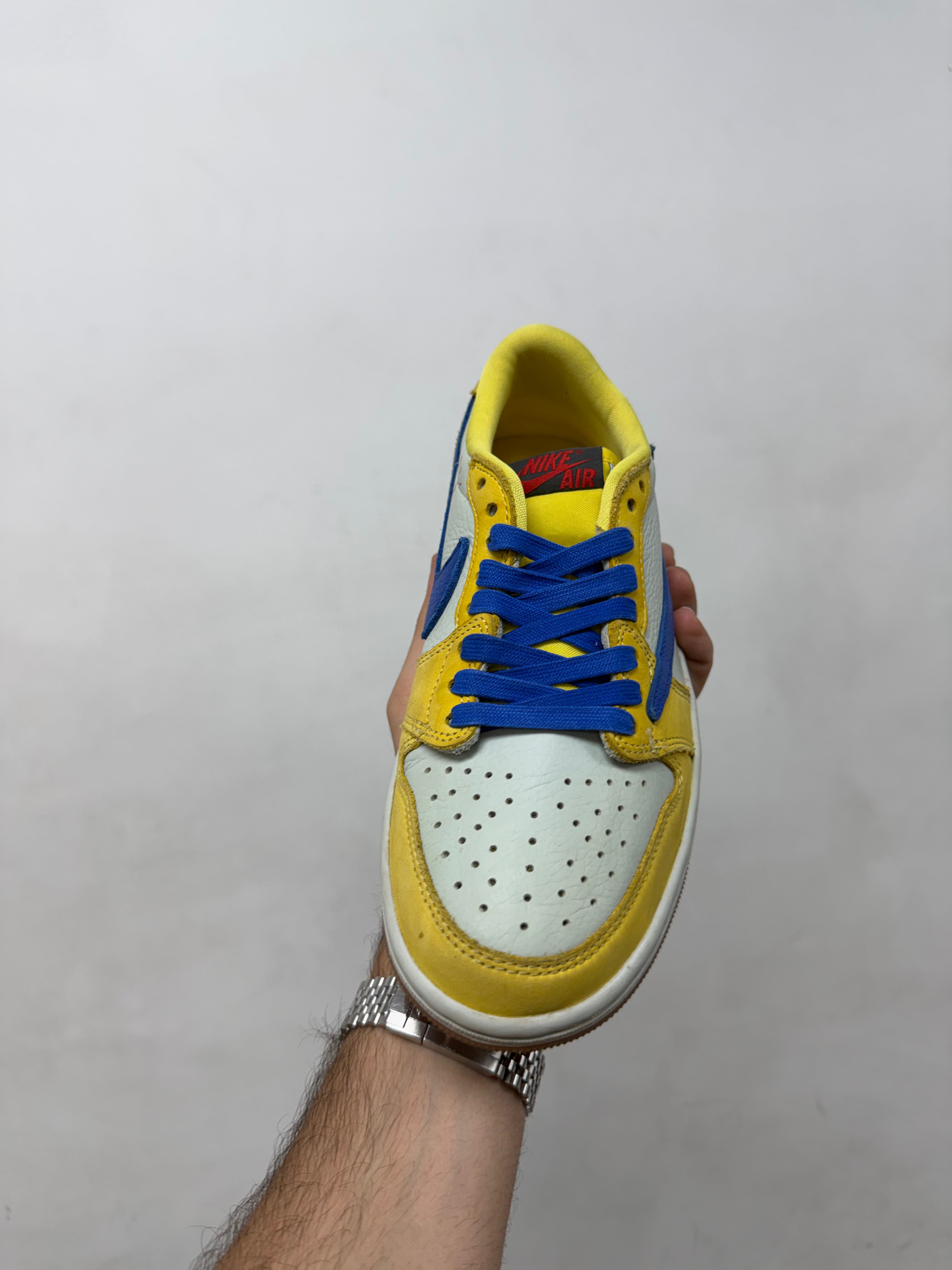Jordan 1 Low Travis Scott Canary Sneakers
