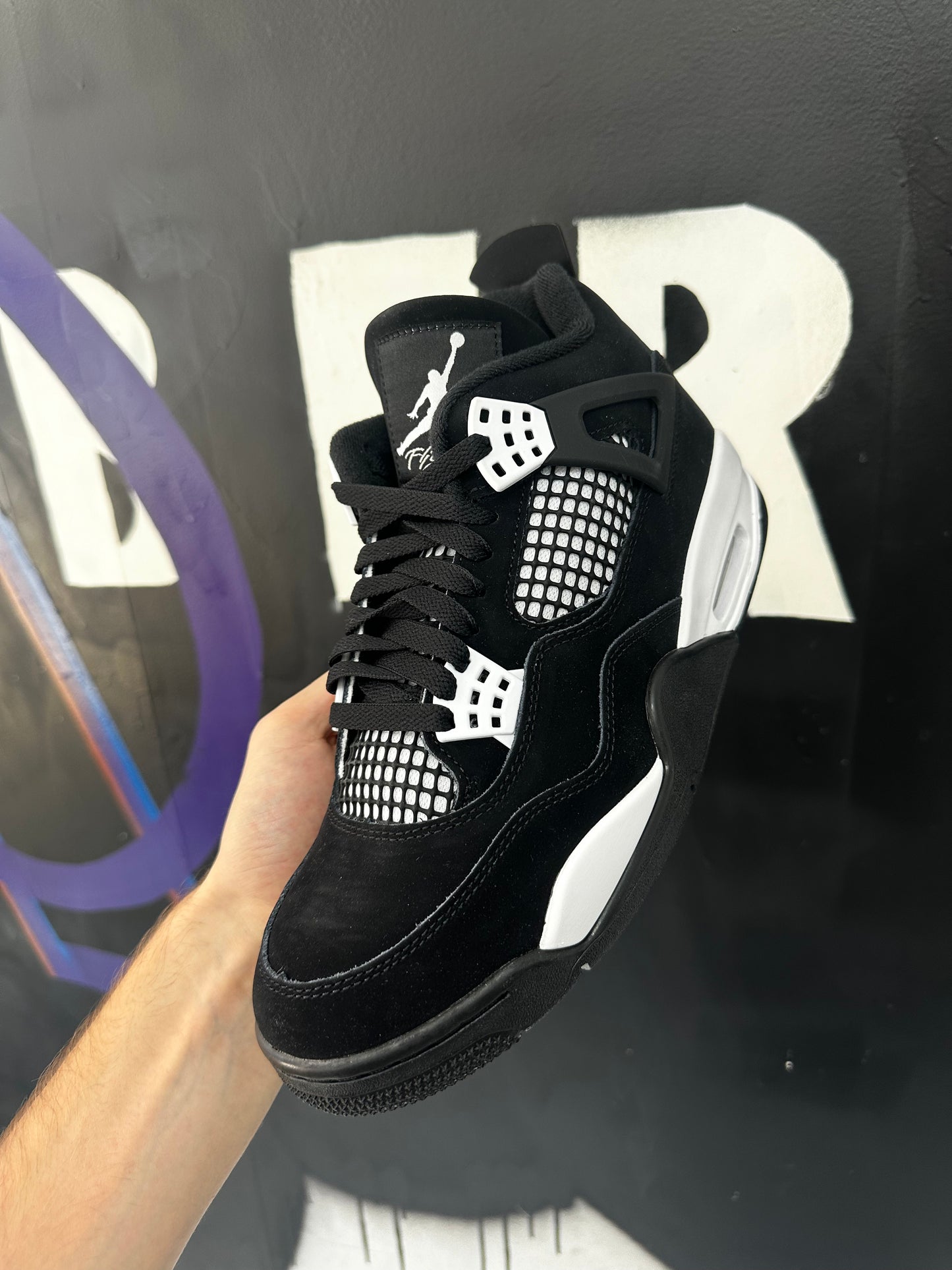 Jordan 4 White Thunder (9-12) New