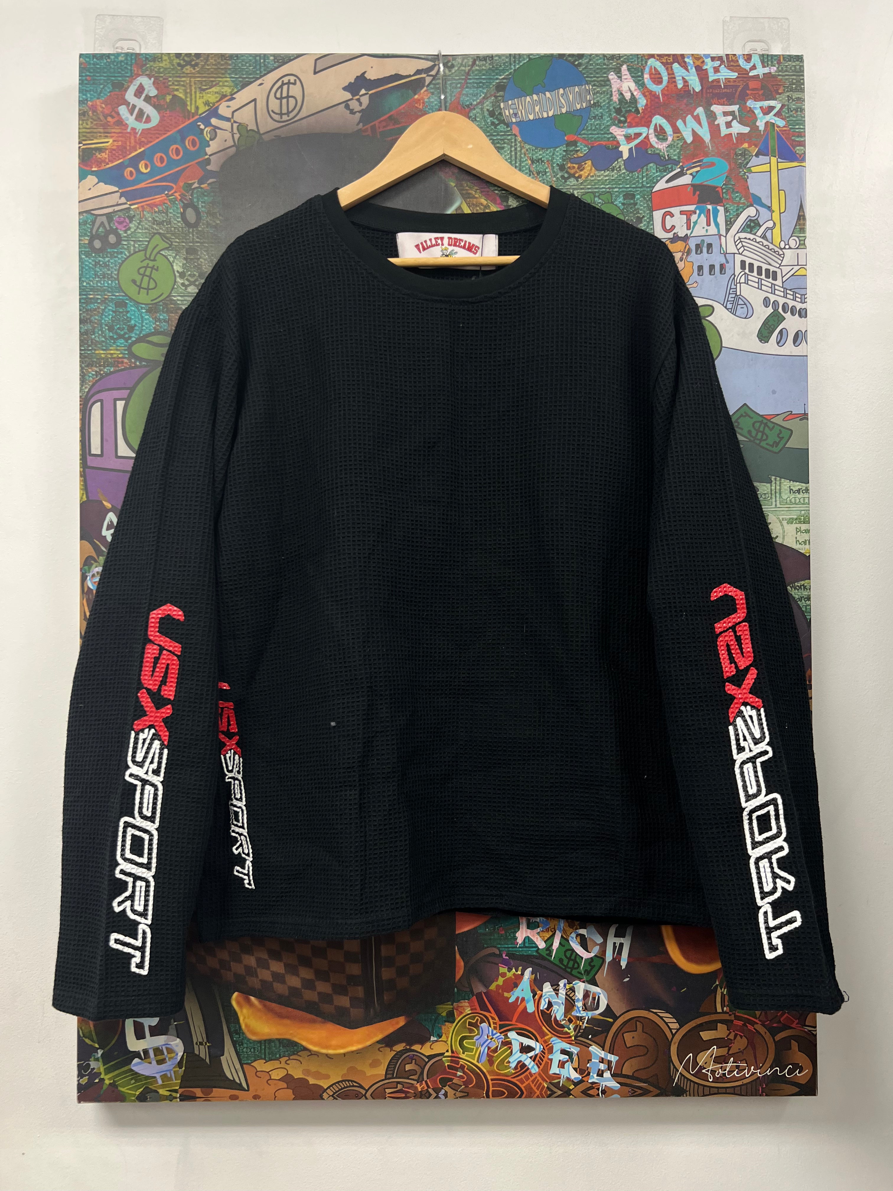 Vale Black Red LS Thermal