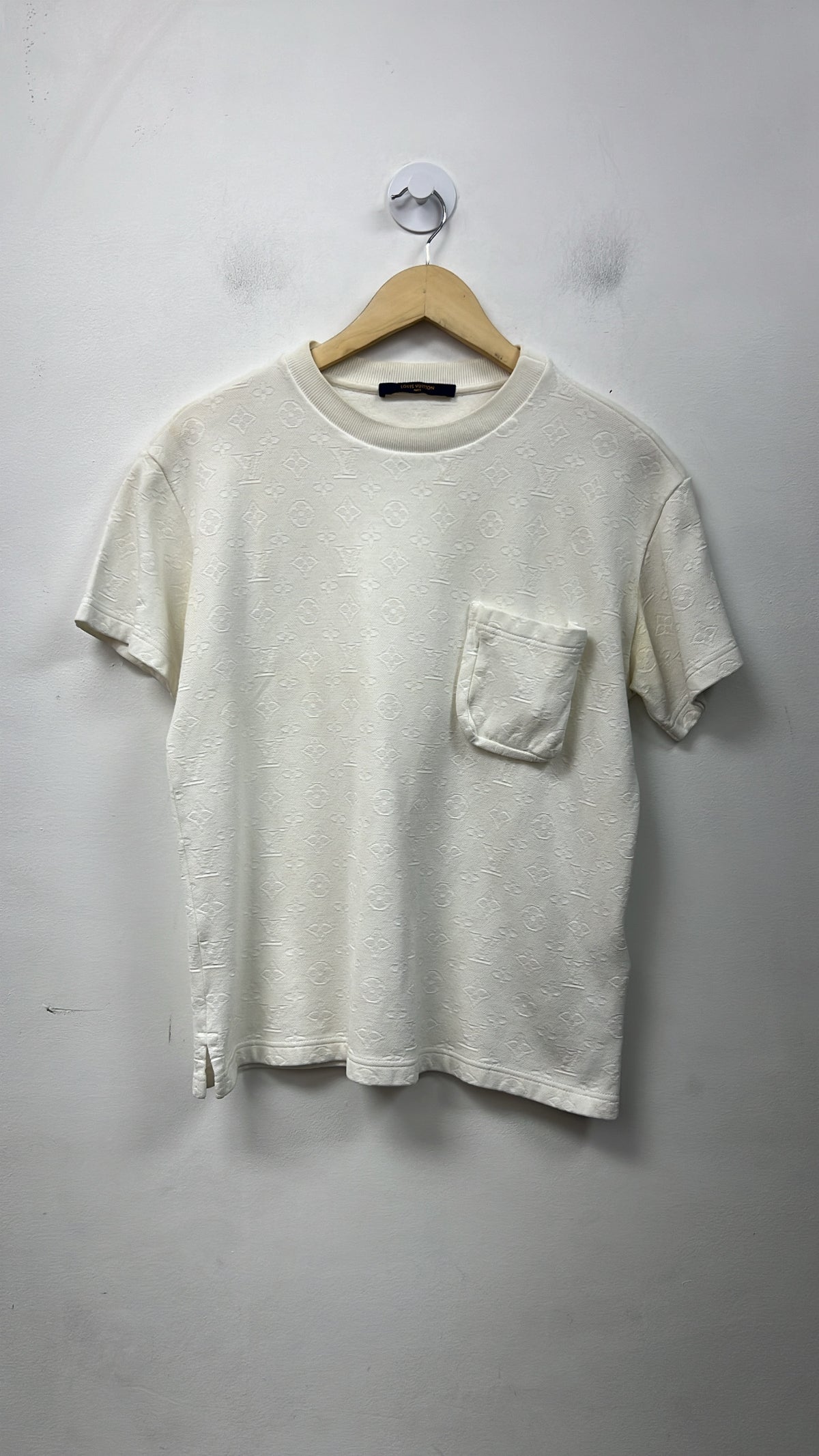 Louis Vuitton White 3D Pocket Monogram Tee