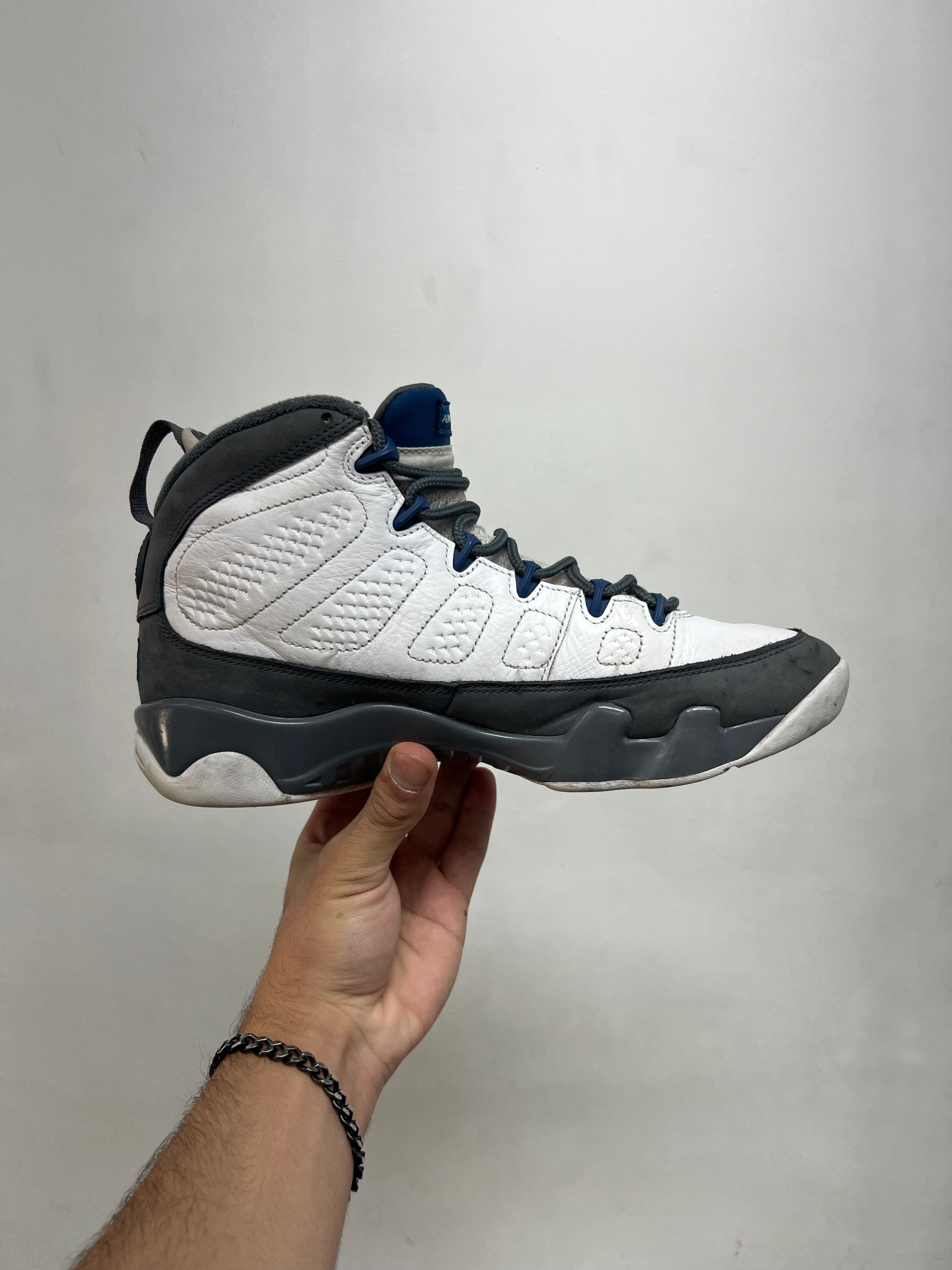 Jordan 9 Flint Wolf Grey Sneakers