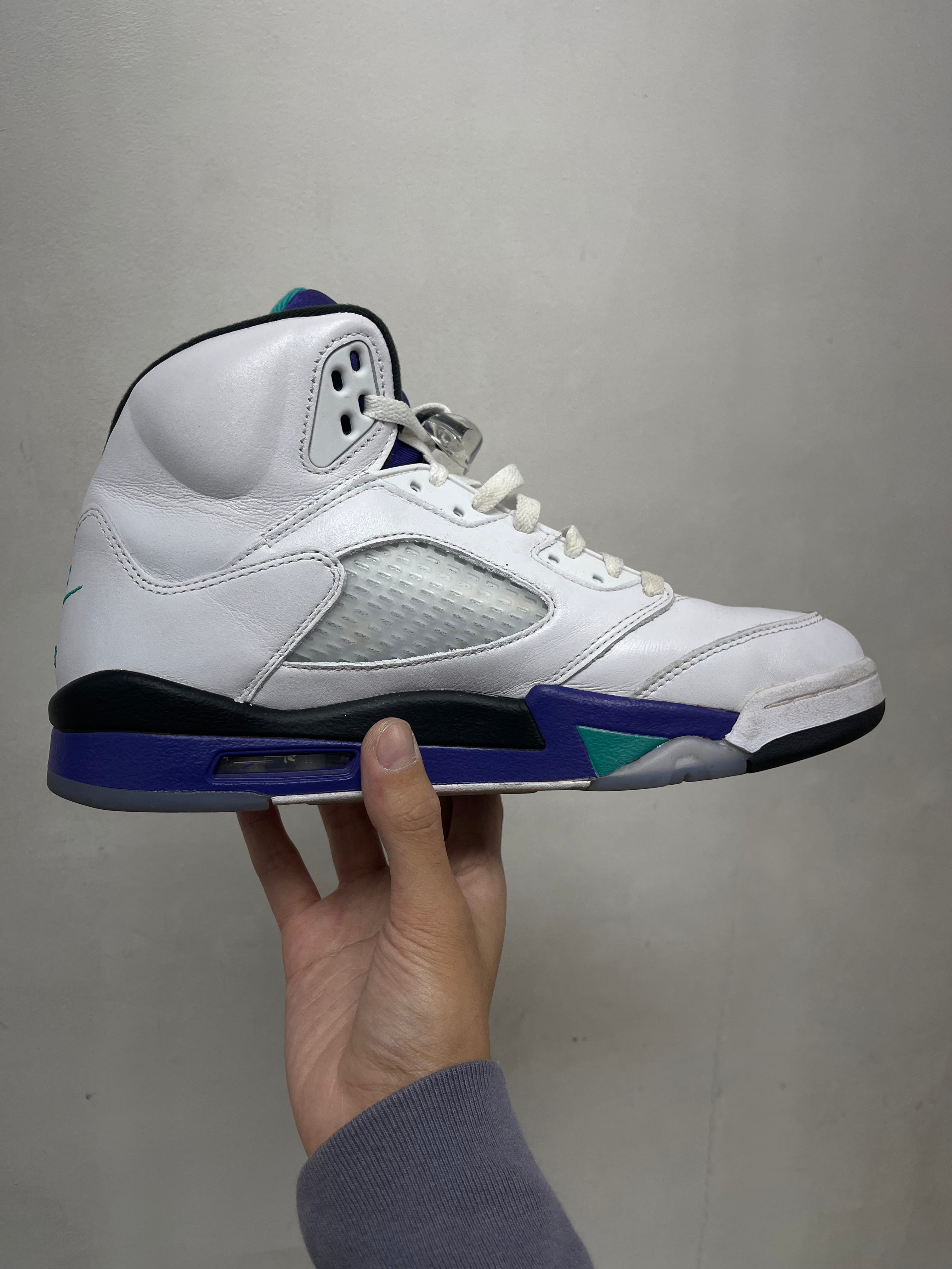 Jordan 5 Grape Sneakers