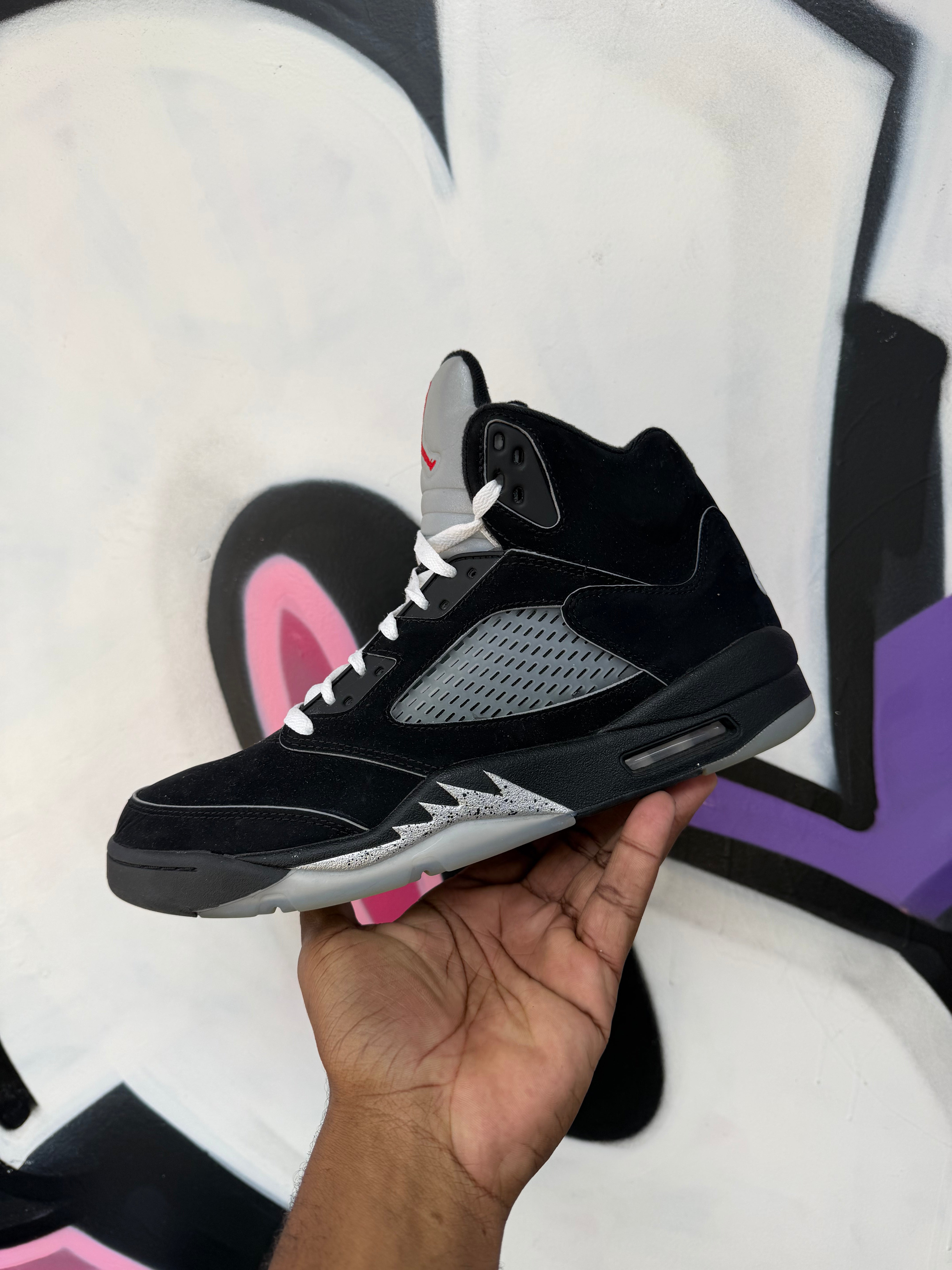 Jordan 5 Black Metallic Sneakers