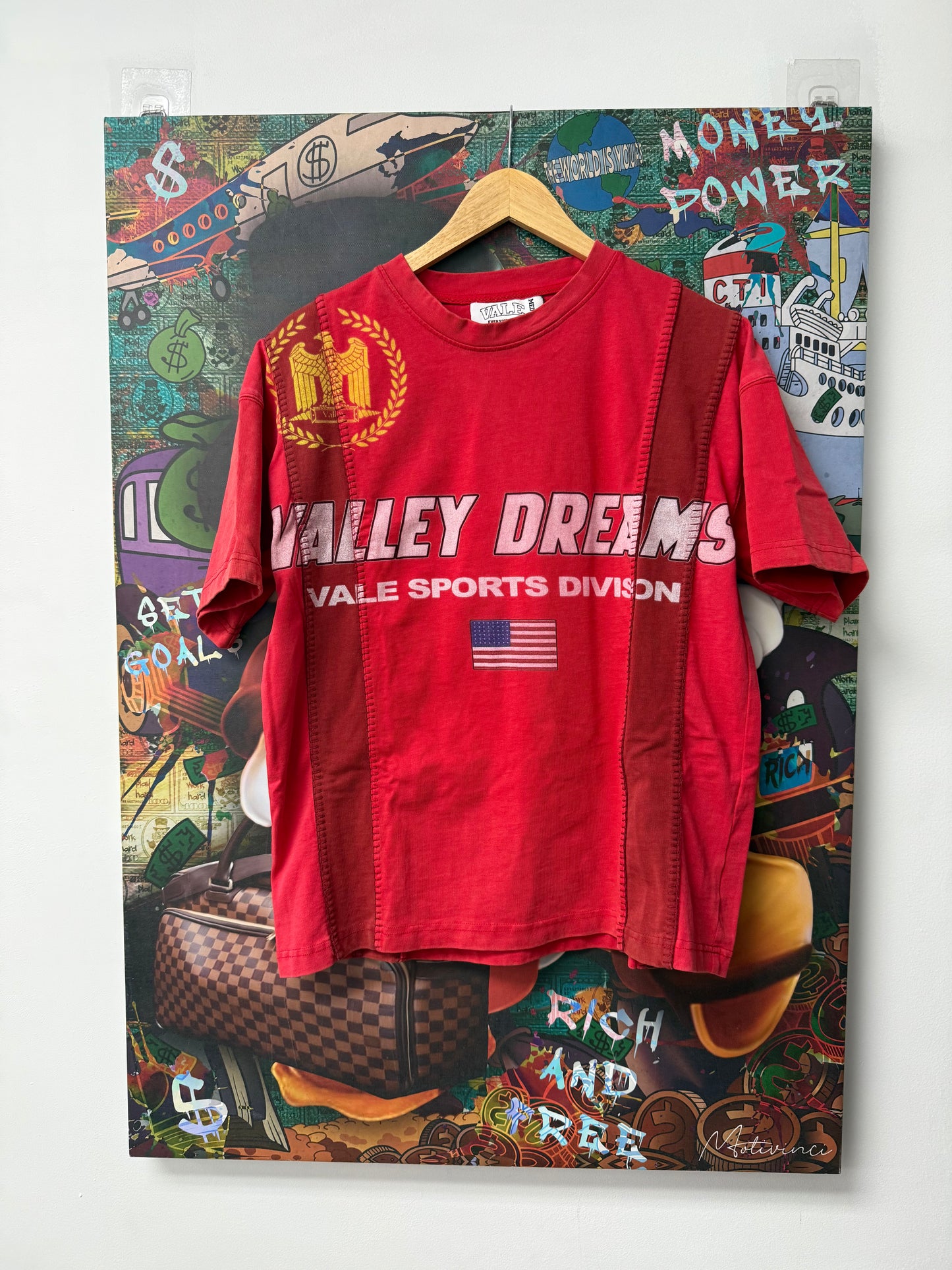 VALE Valley Dream Tee Red Used