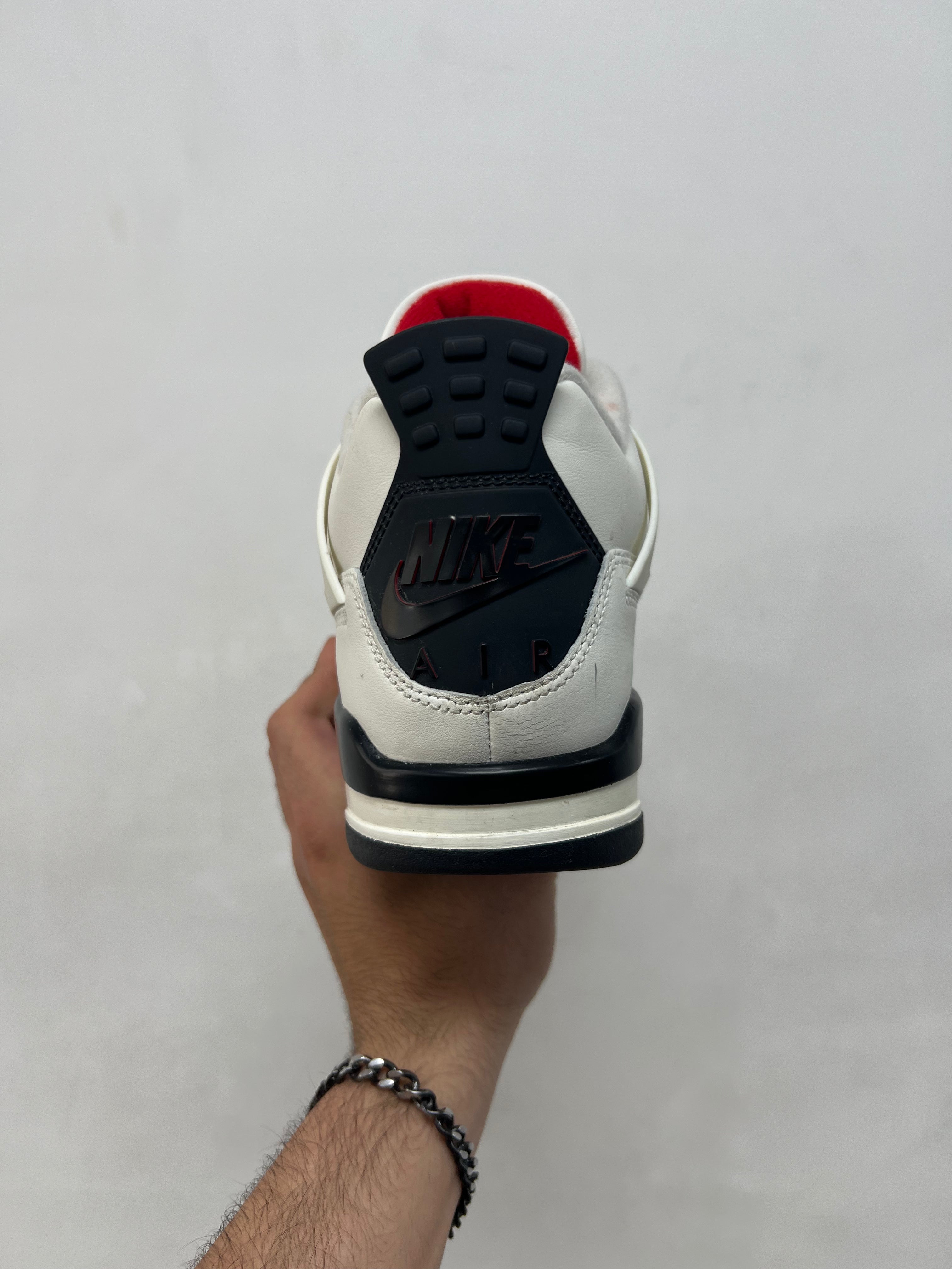Jordan 4 Fight Club Sneakers