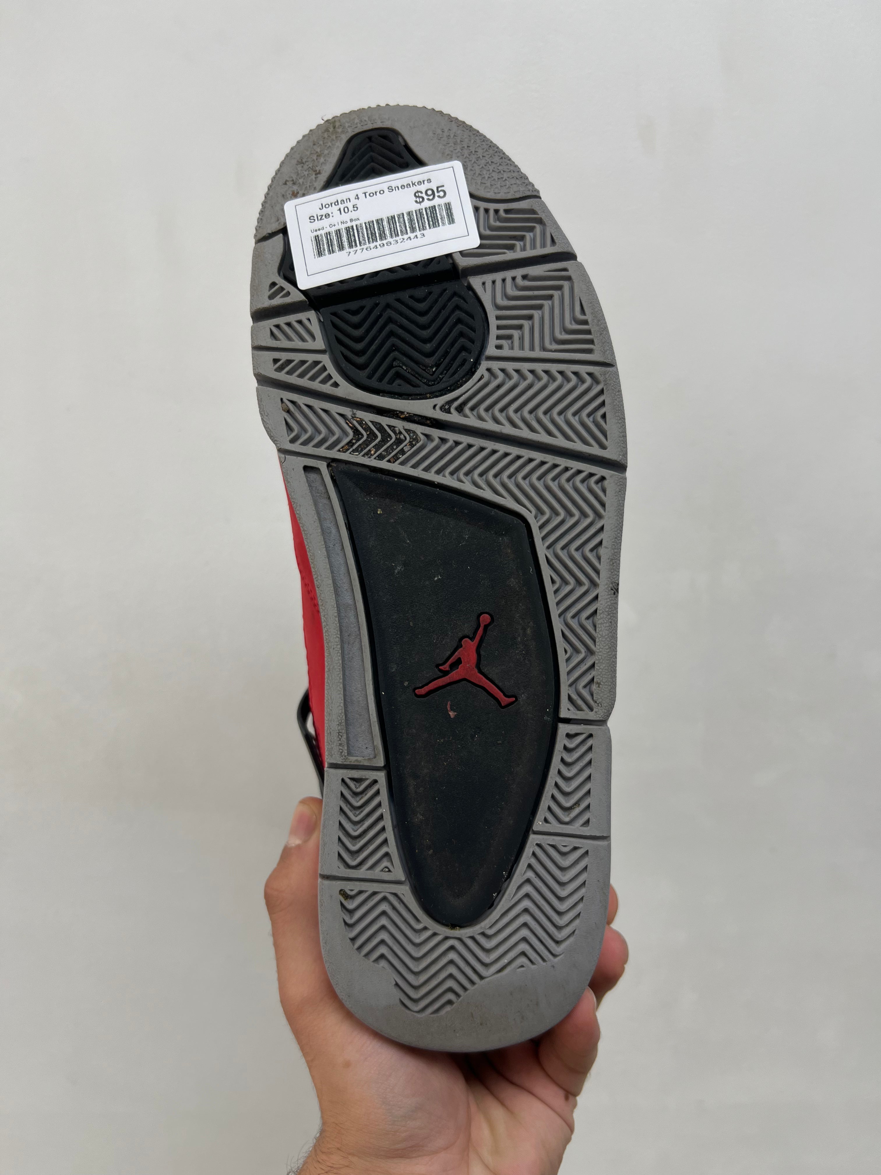 Jordan 4 Toro Sneakers