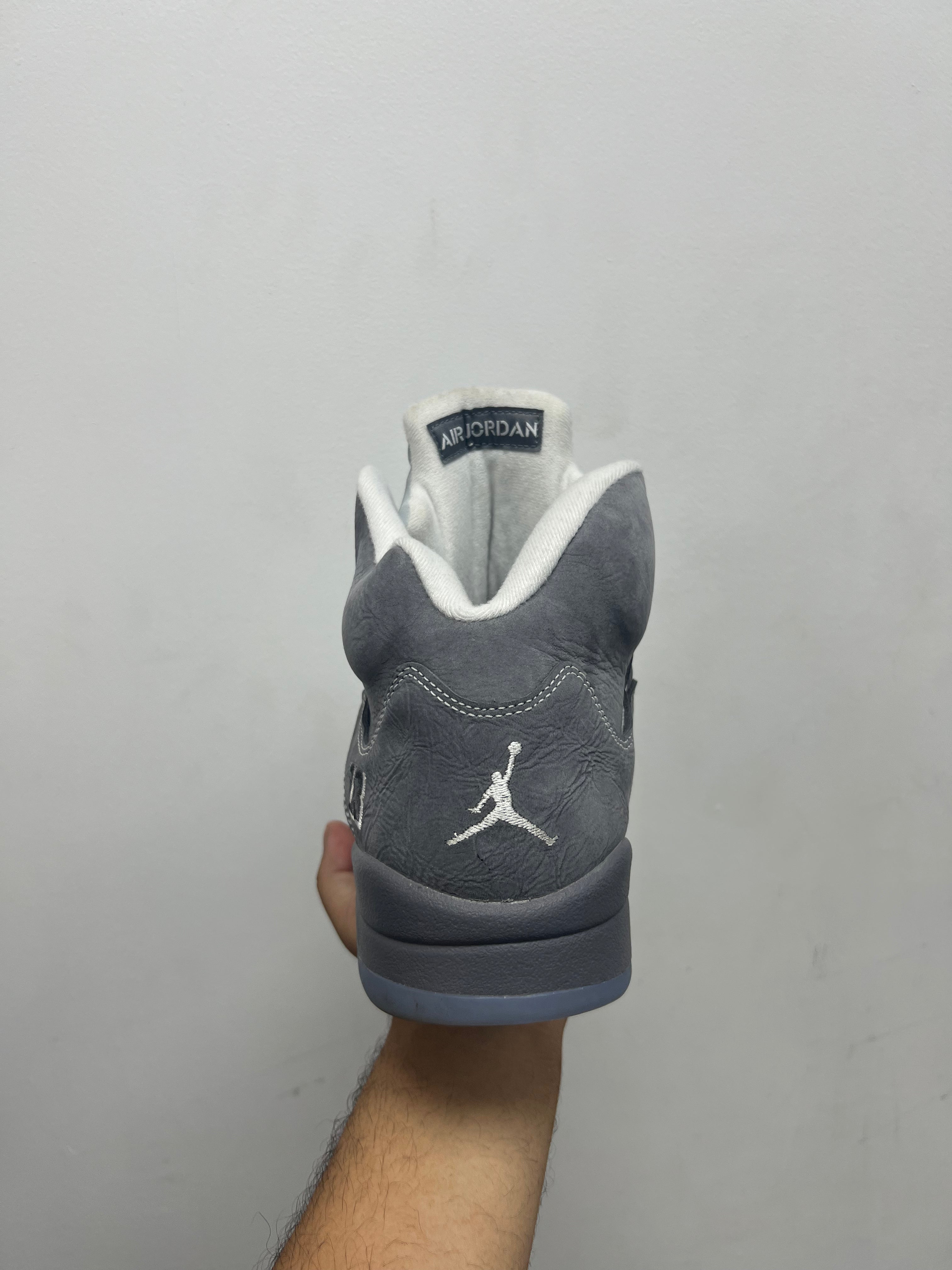 NIke Jordan 5 Wolf Grey Sneakers