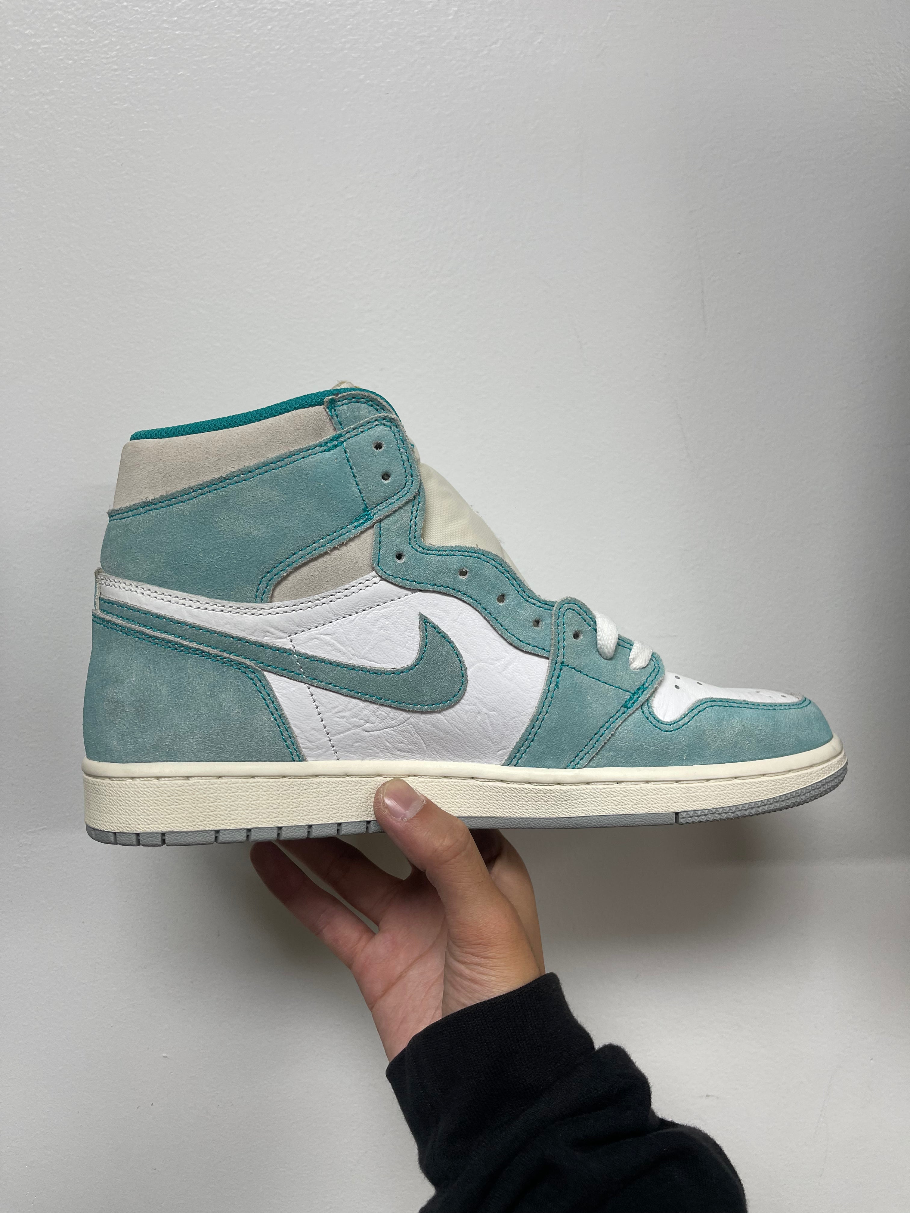 Jordan 1 High Turbo Green Sneakers