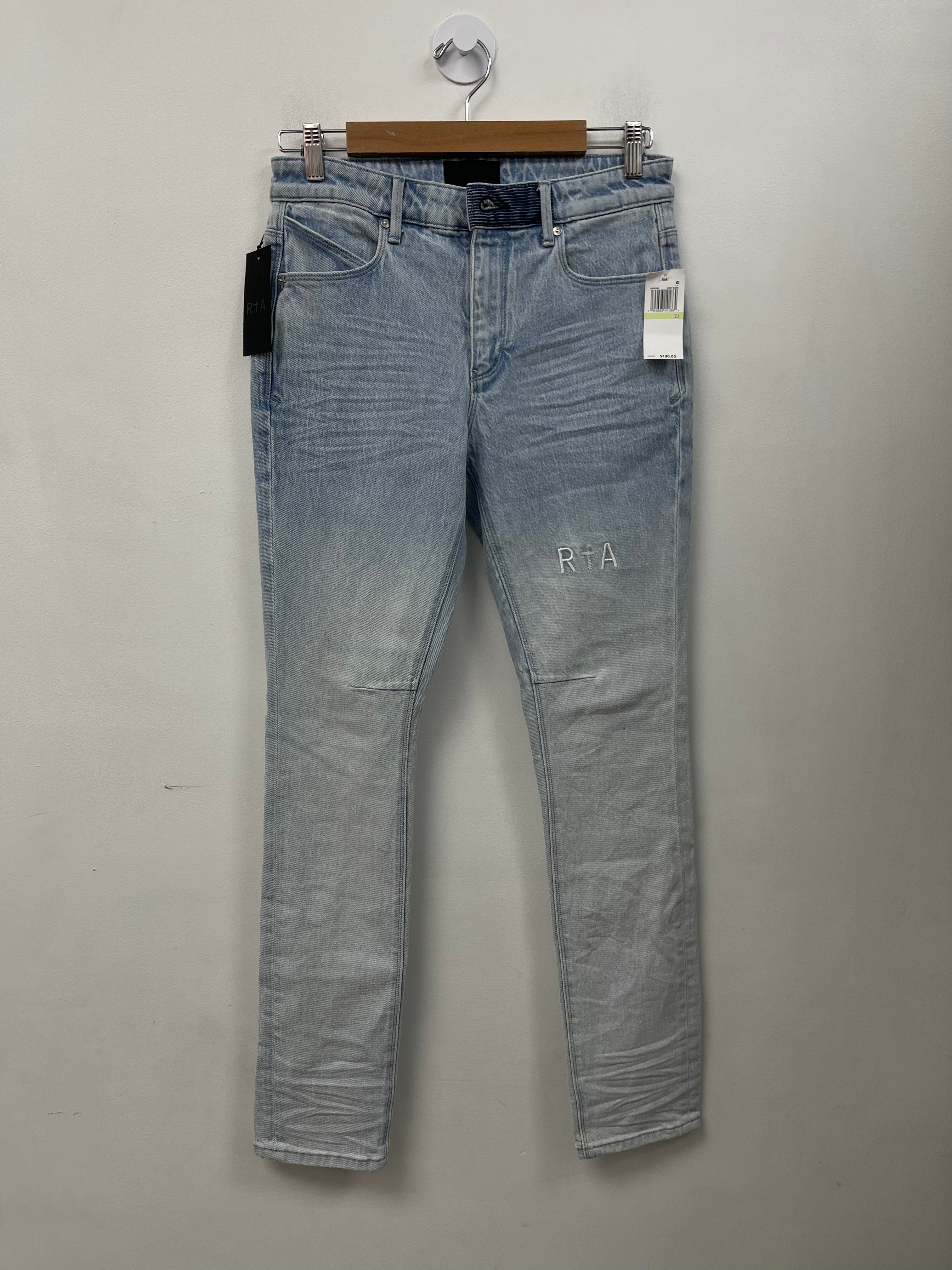 RTA Light Wash Plain Embroidered Jeans