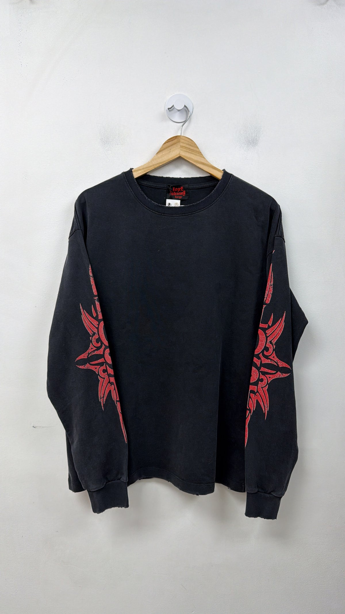 Lost Intricacy Black Wash Red Long Sleeve