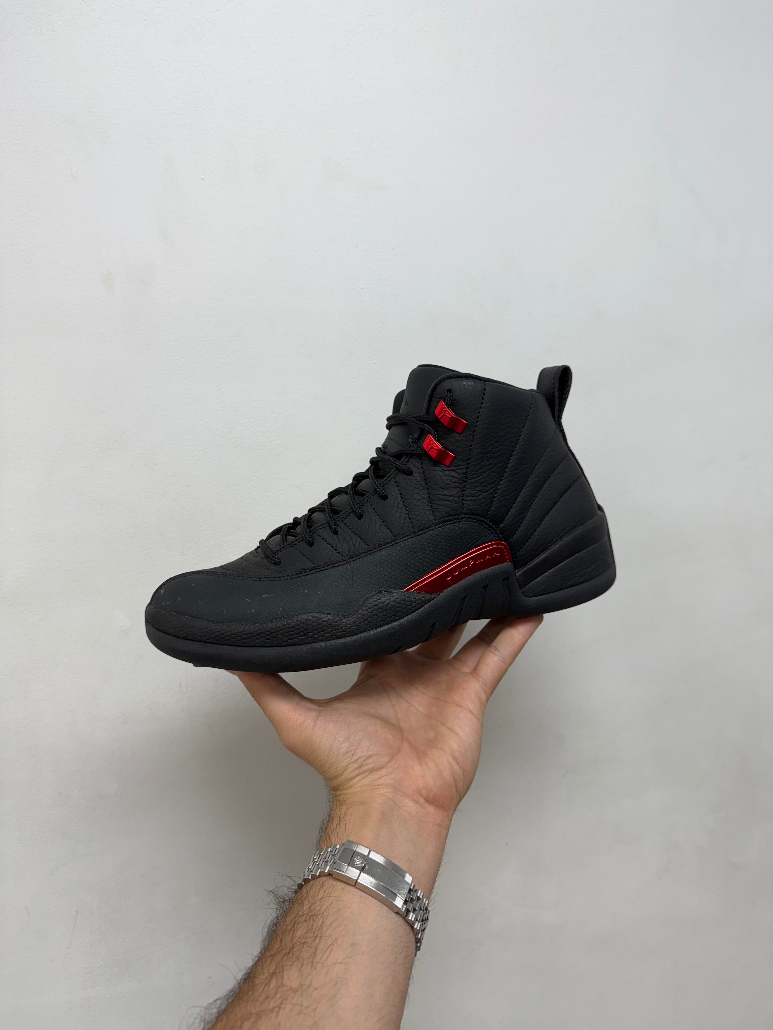 Jordan 12 Bloodline Sneakers