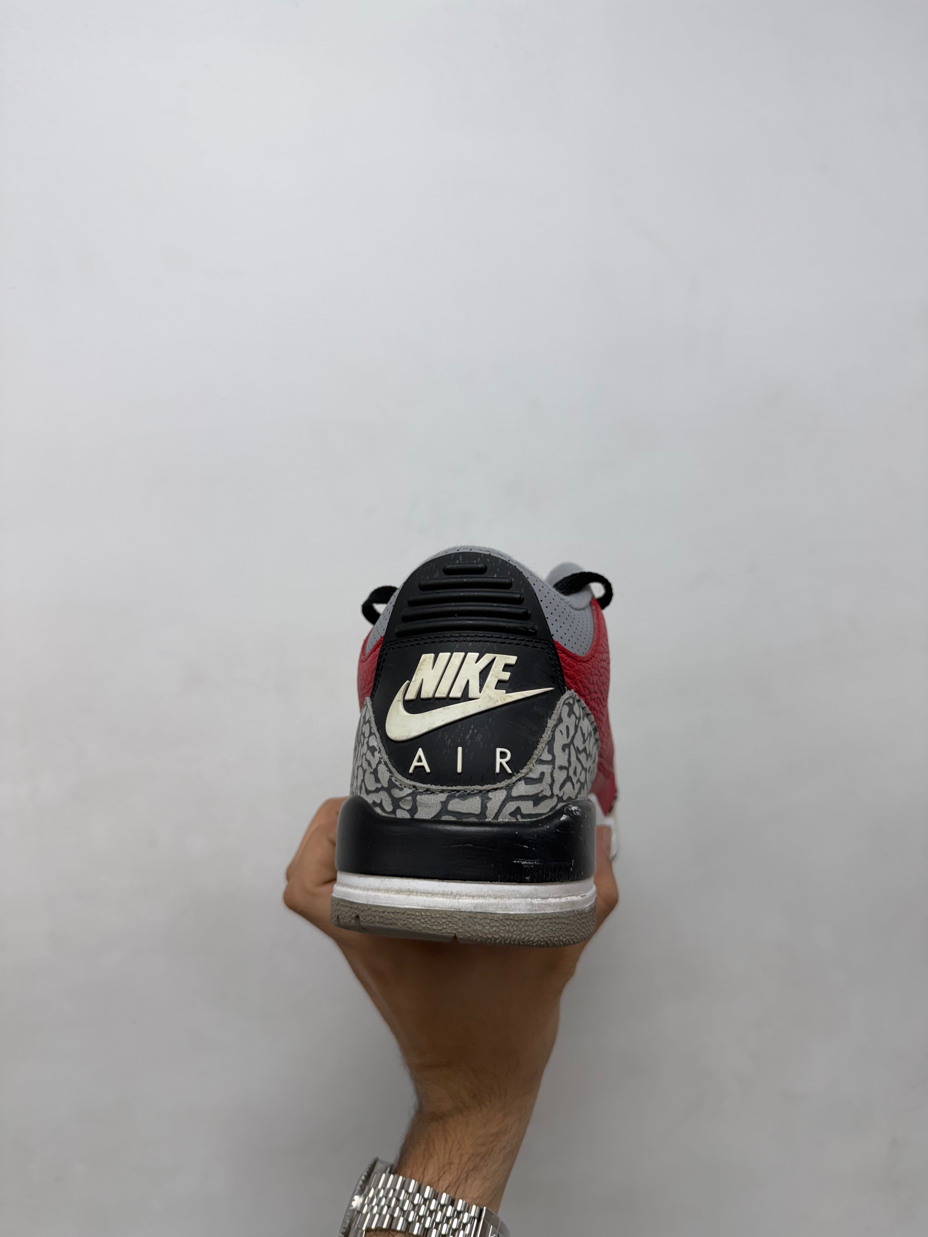 Jordan 3 Unite Fire Red Sneakers