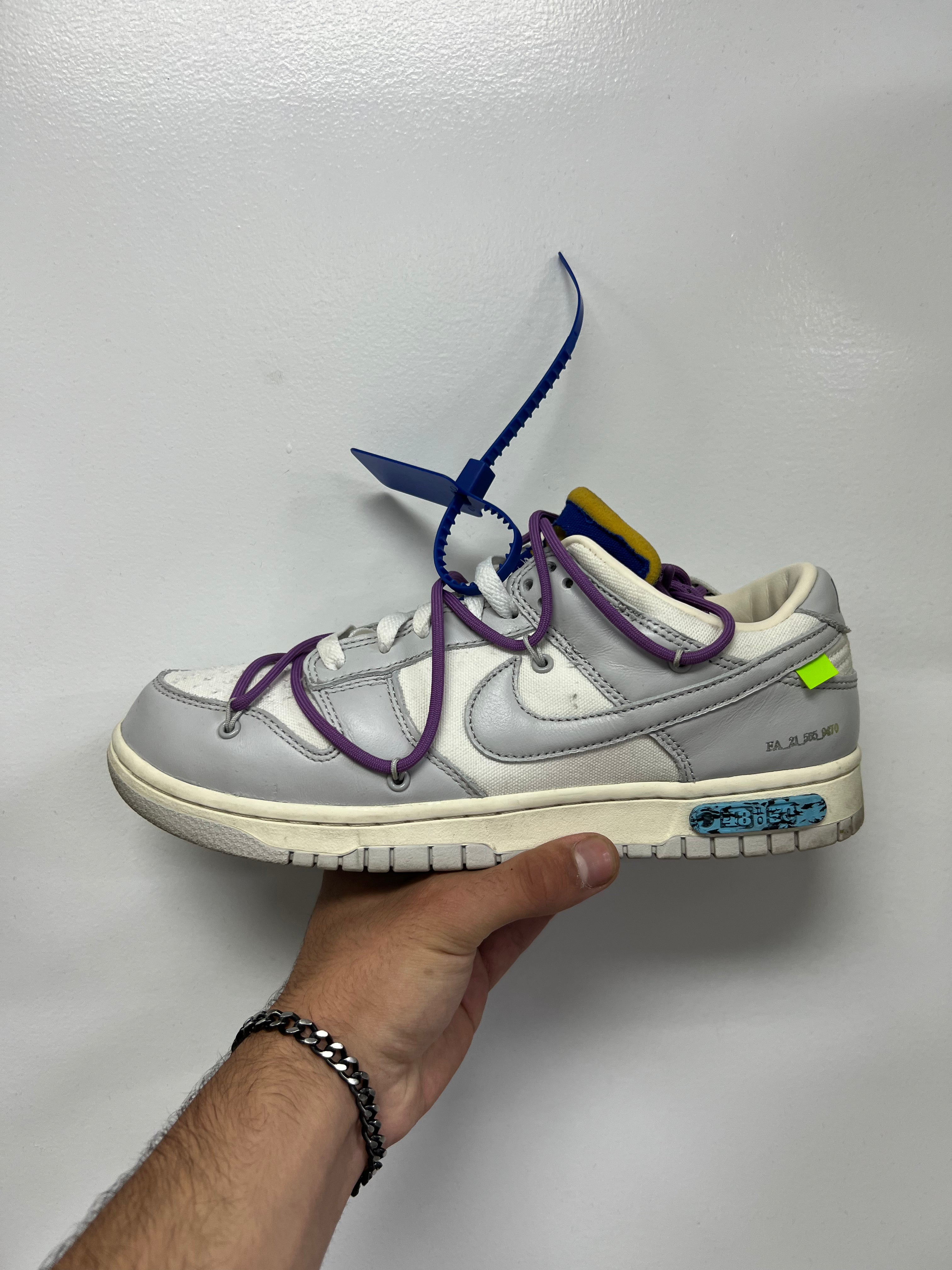 Nike x Off White Dunk Low Lot 48 Sneakers