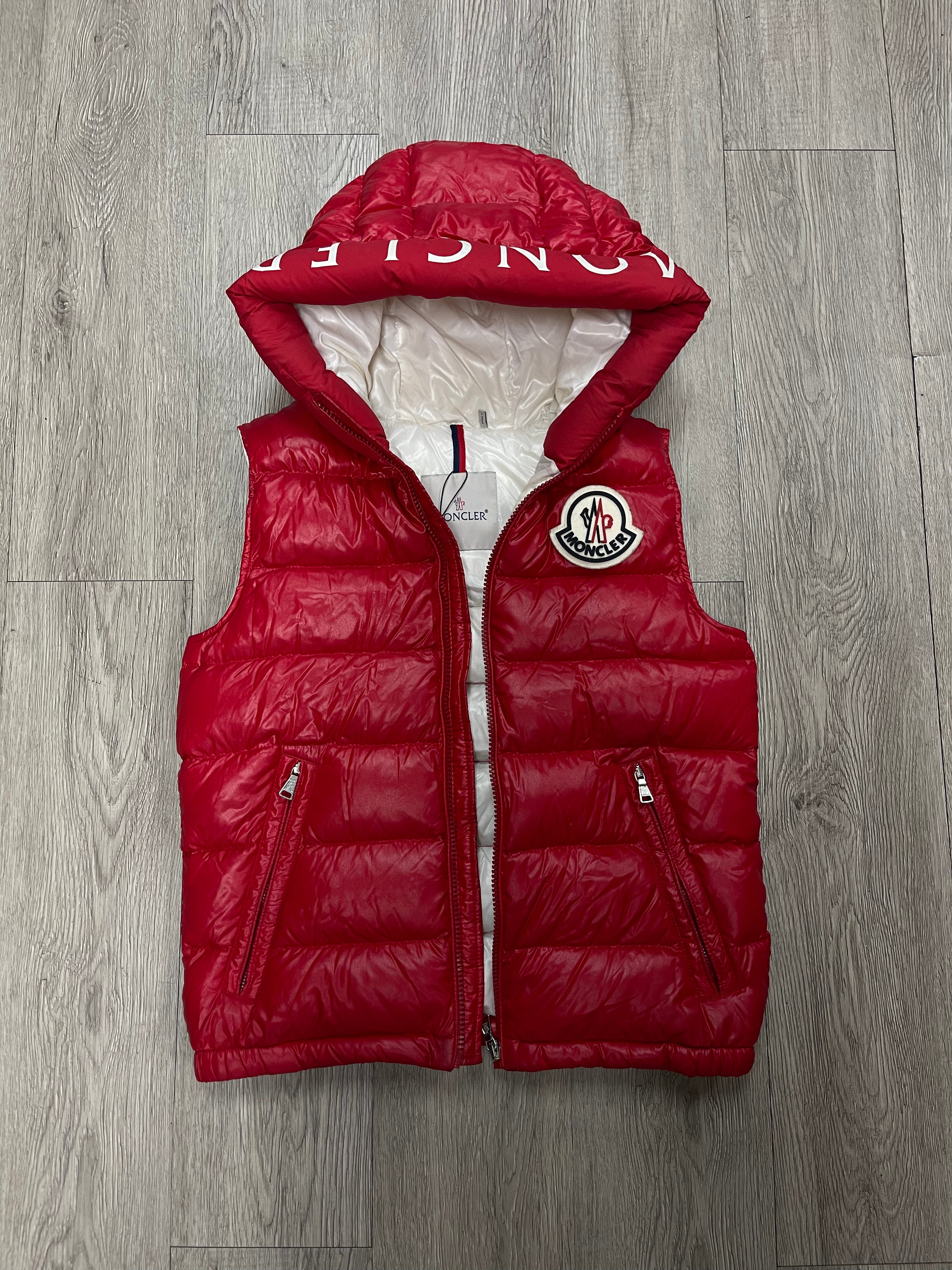 Moncler Vest Red Used Kids 12 Years Old Fits XS N/A