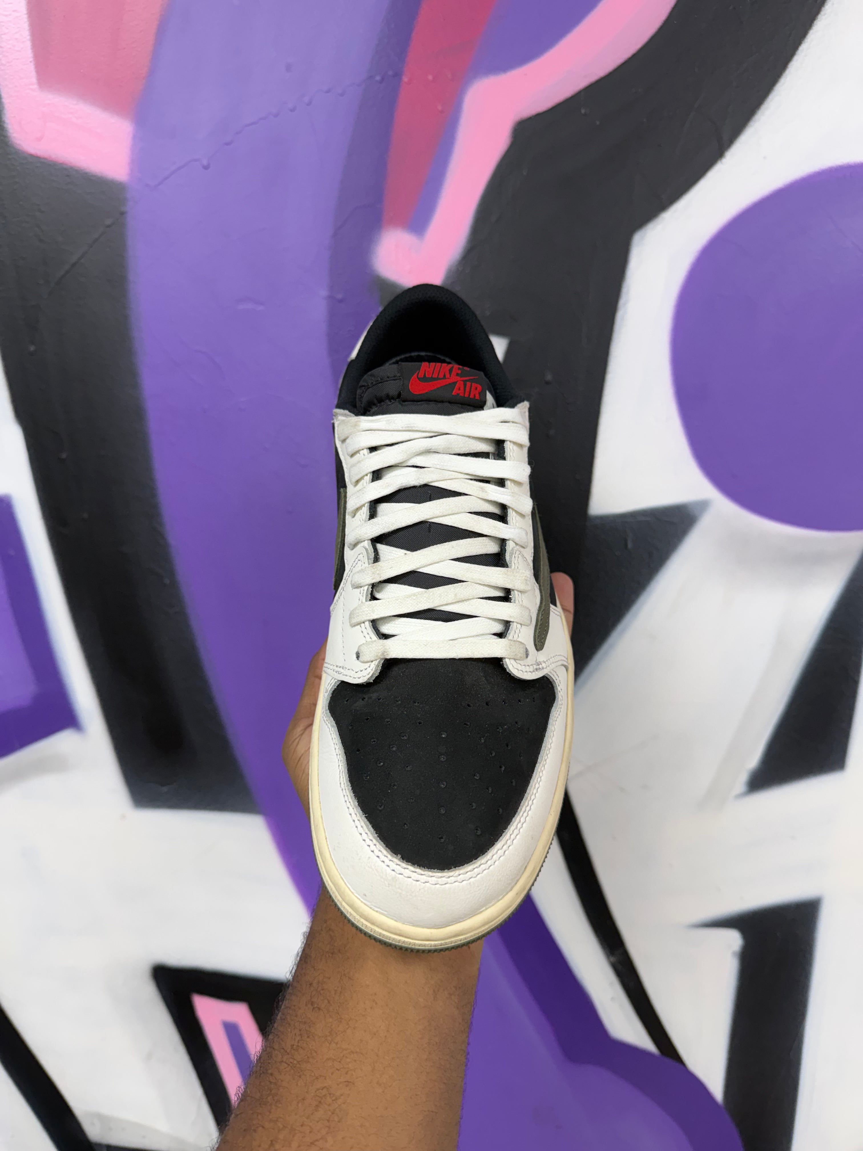 Jordan 1 Low Travis Scott Olive Sneakers