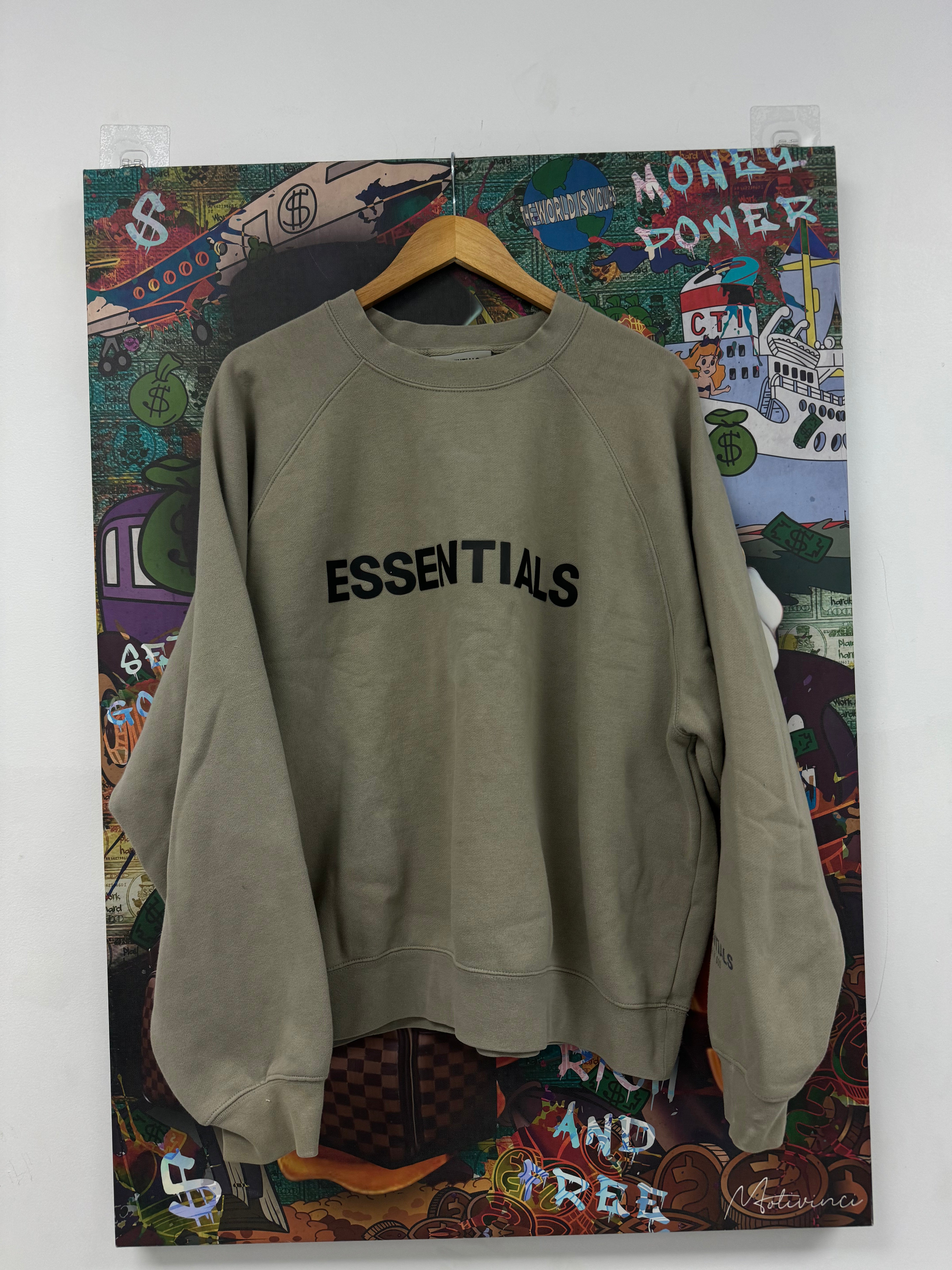 Essentials Crewneck Taupe Used large N/A