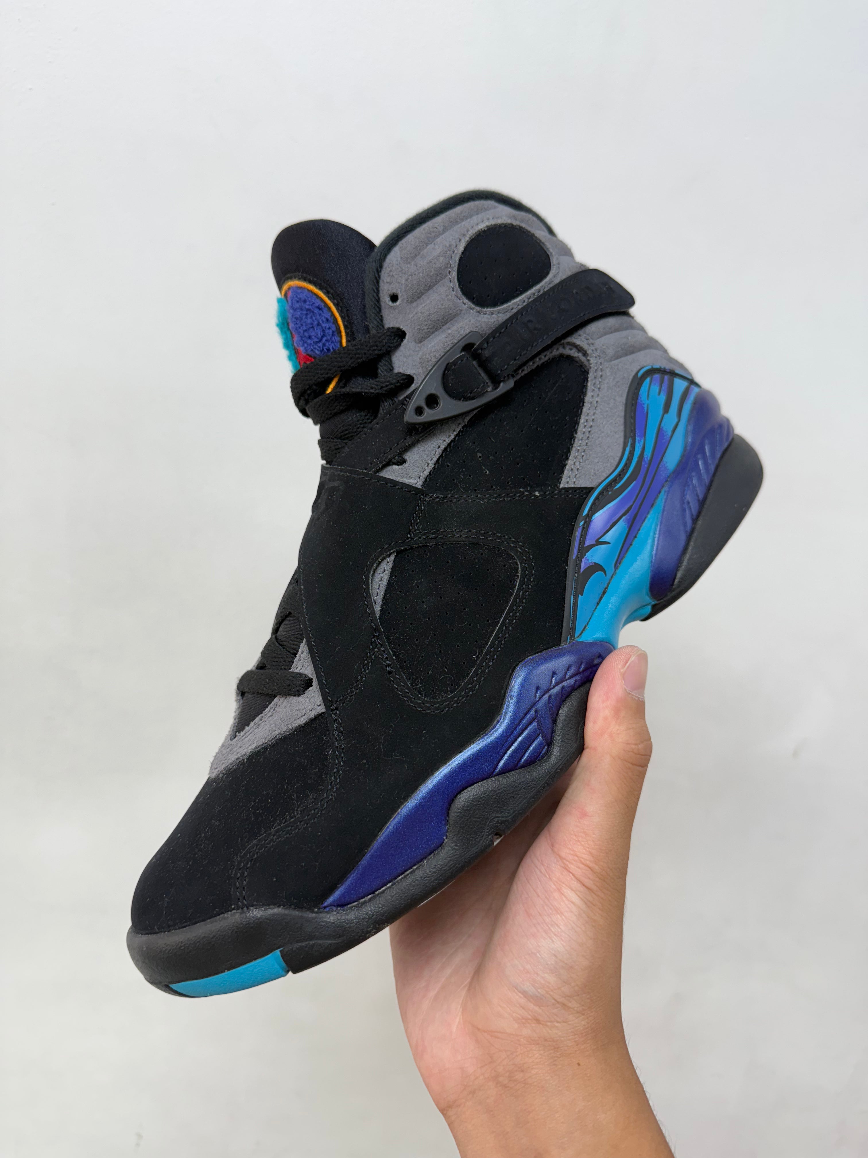 Jordan 8 Aqua Sneakers
