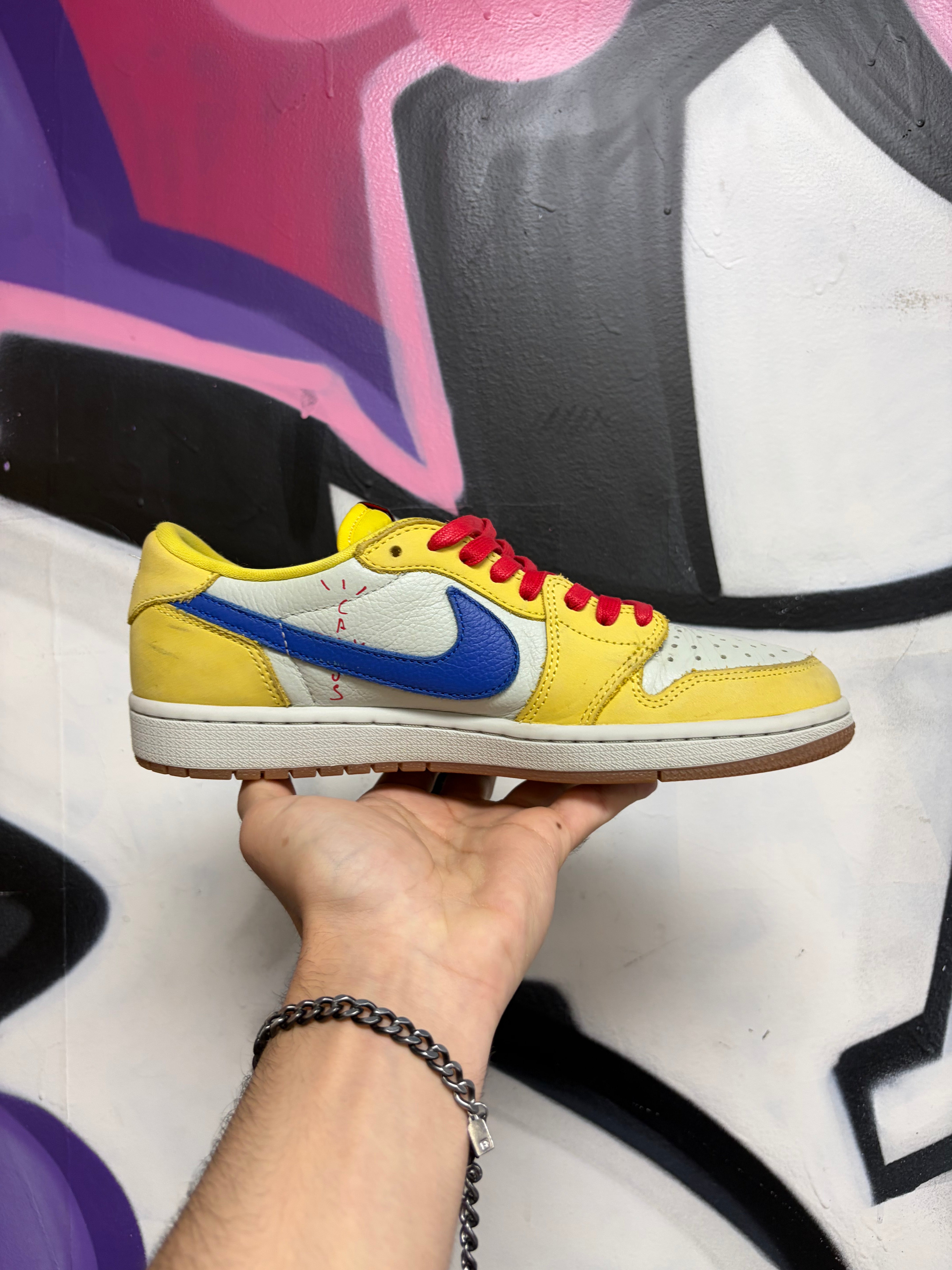 Jordan 1 Low Travis Scott Canary Sneakers