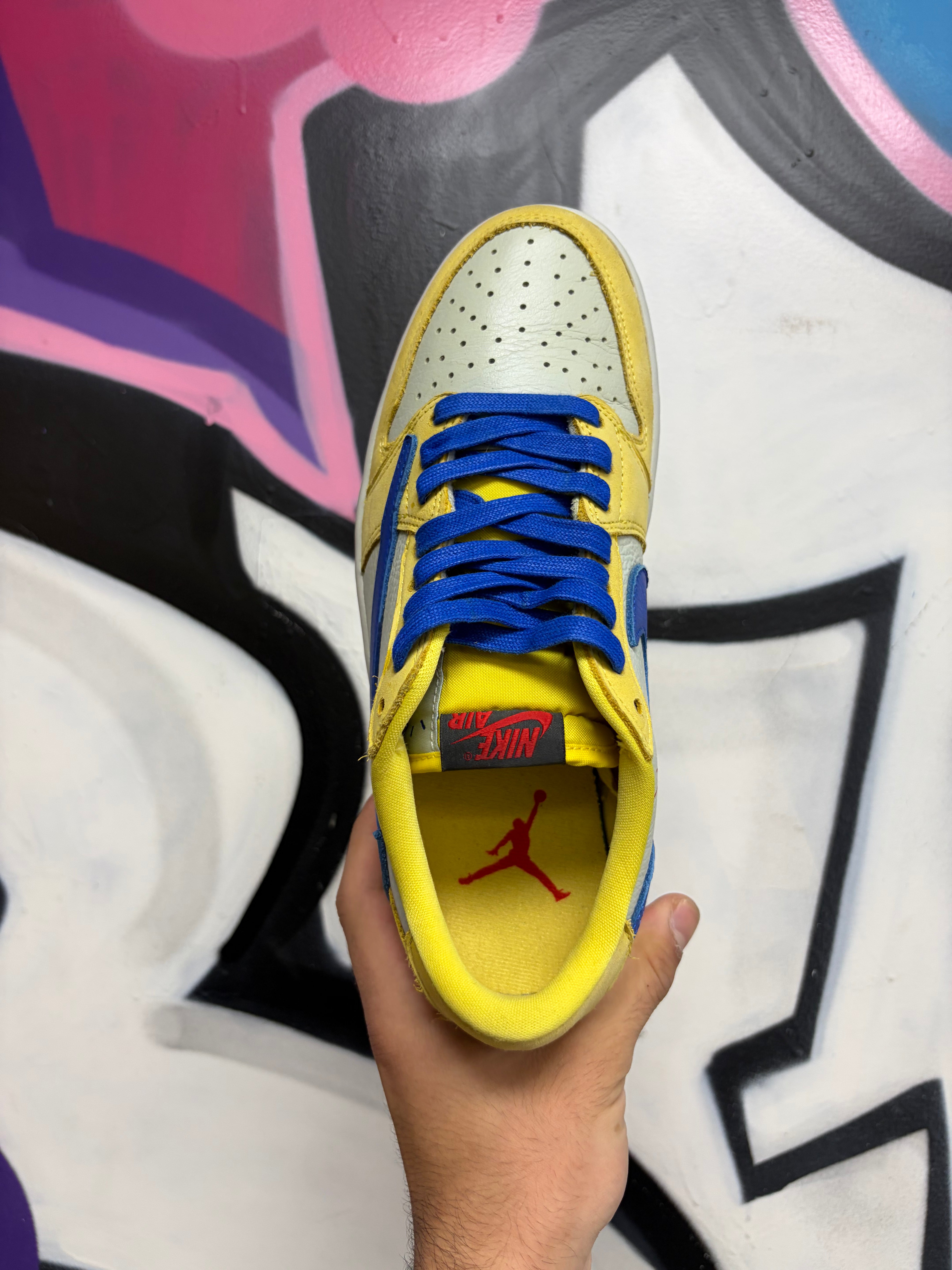 Jordan 1 Low Travis Scott Canary Yellow Sneakers