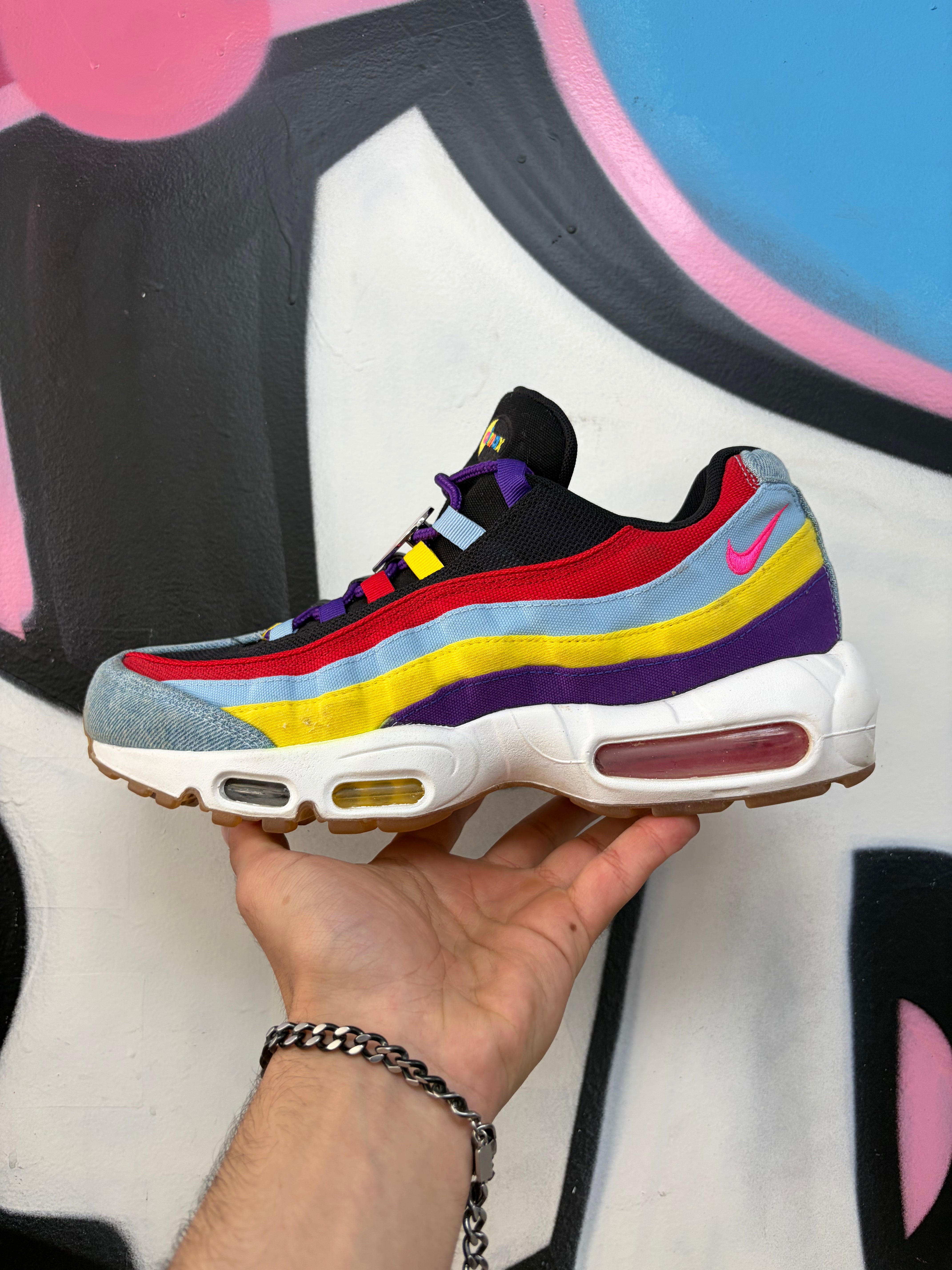 Nike AM95 Multicolor Sneakers