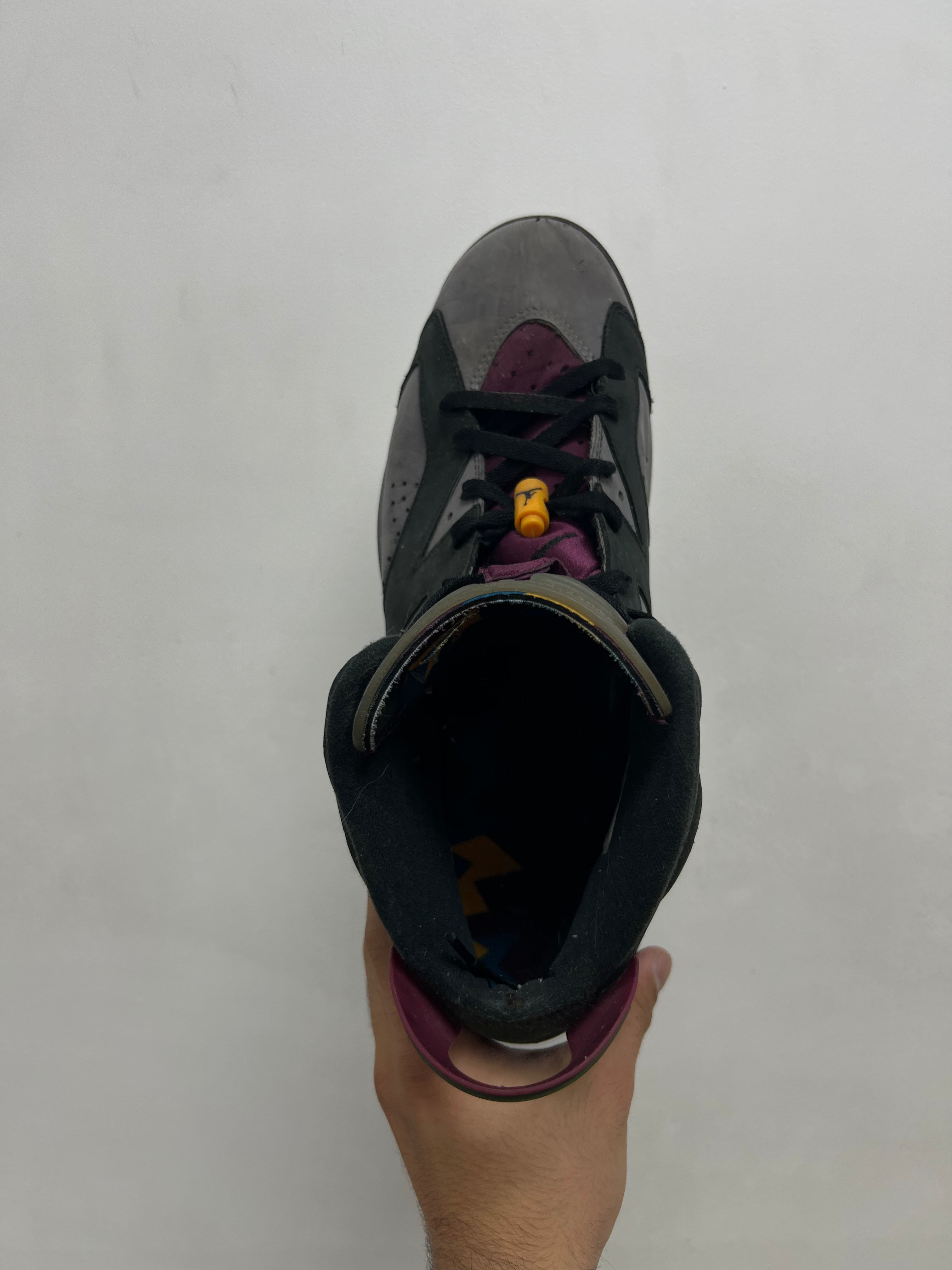 Jordan 6 Bordeaux Sneakers