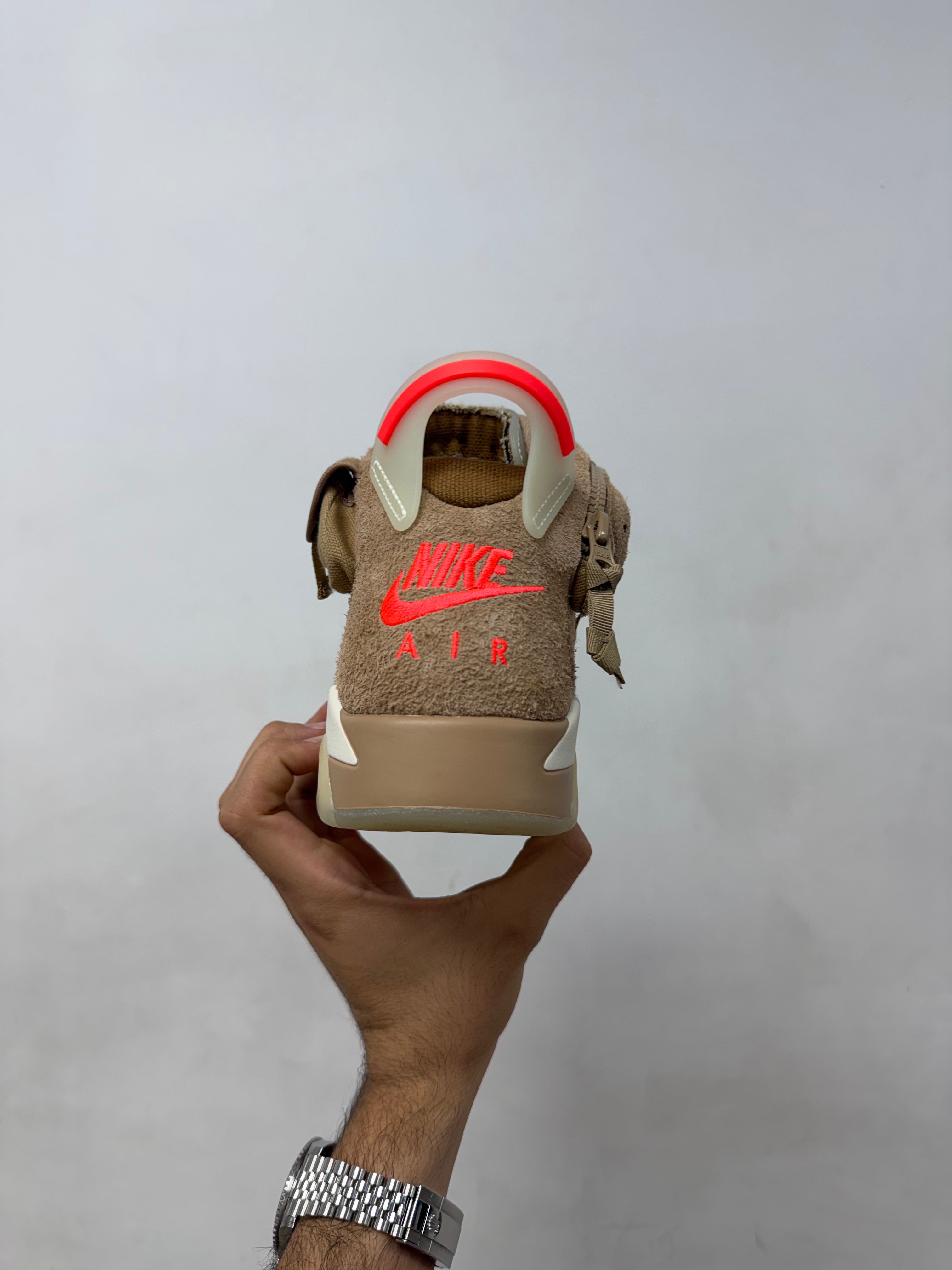 Jordan 6 Travis Scott Khaki Sneakers