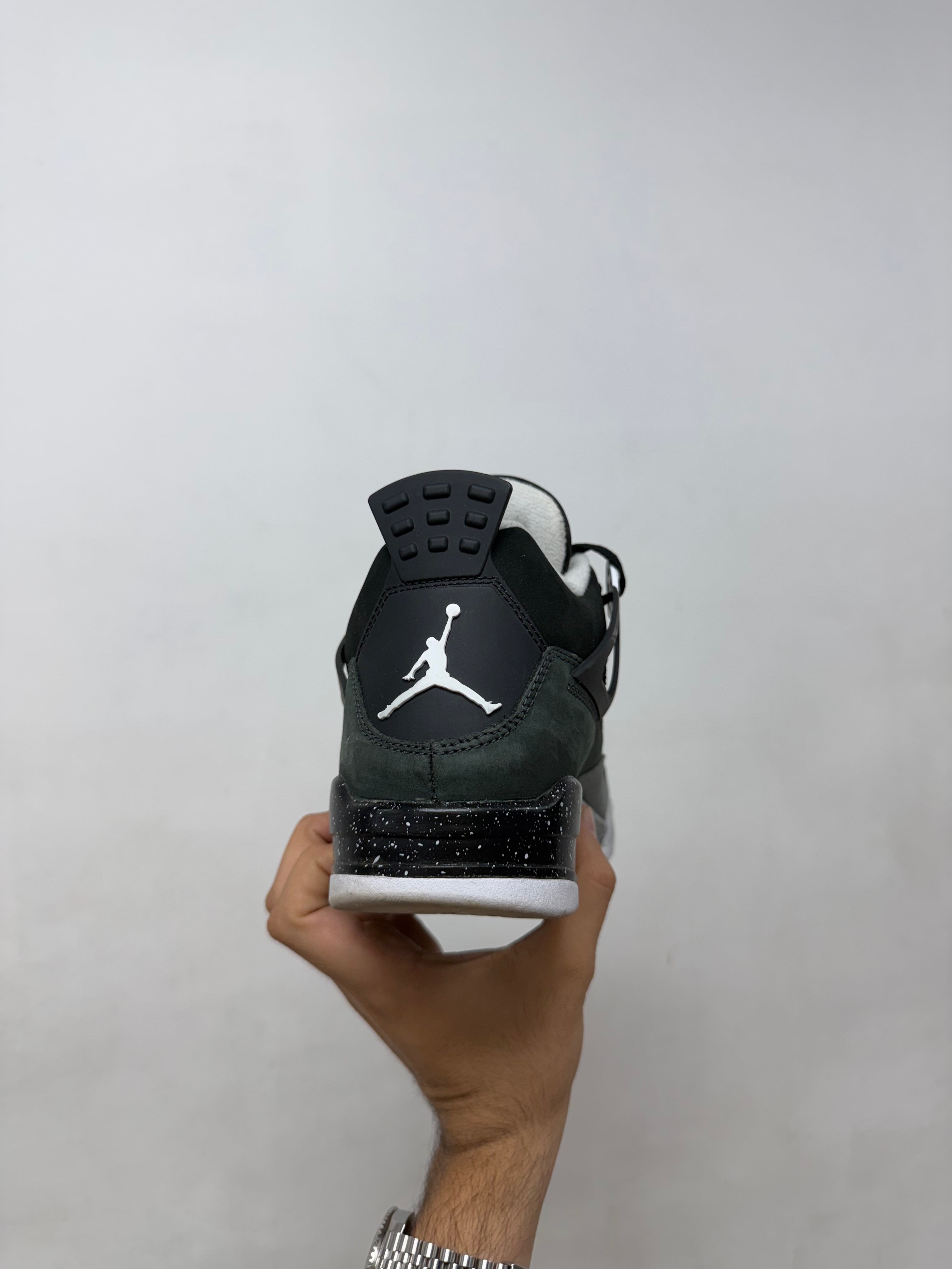 Jordan 4 Fear Sneakers