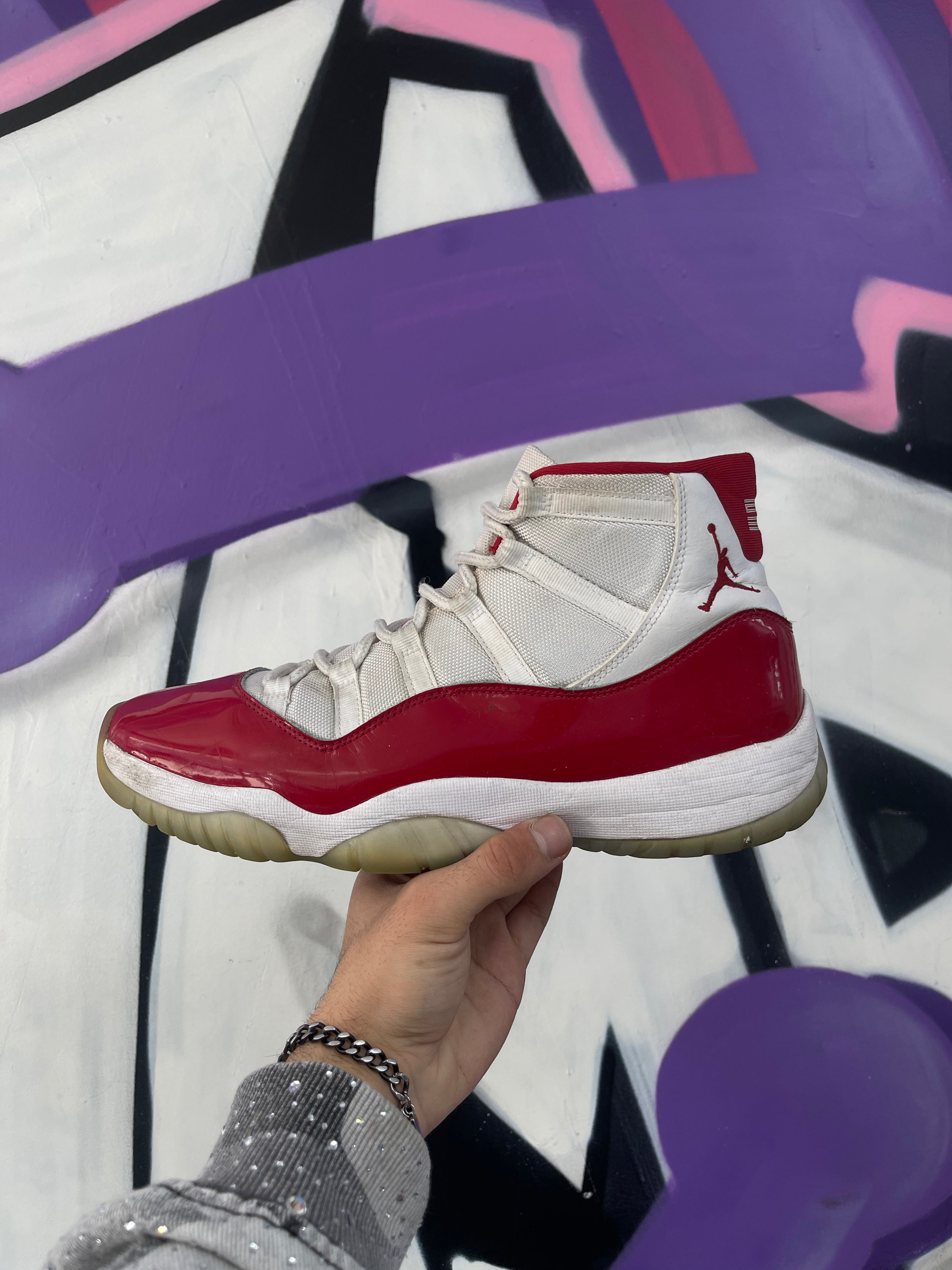 Jordan 11 Cherry Sneakers