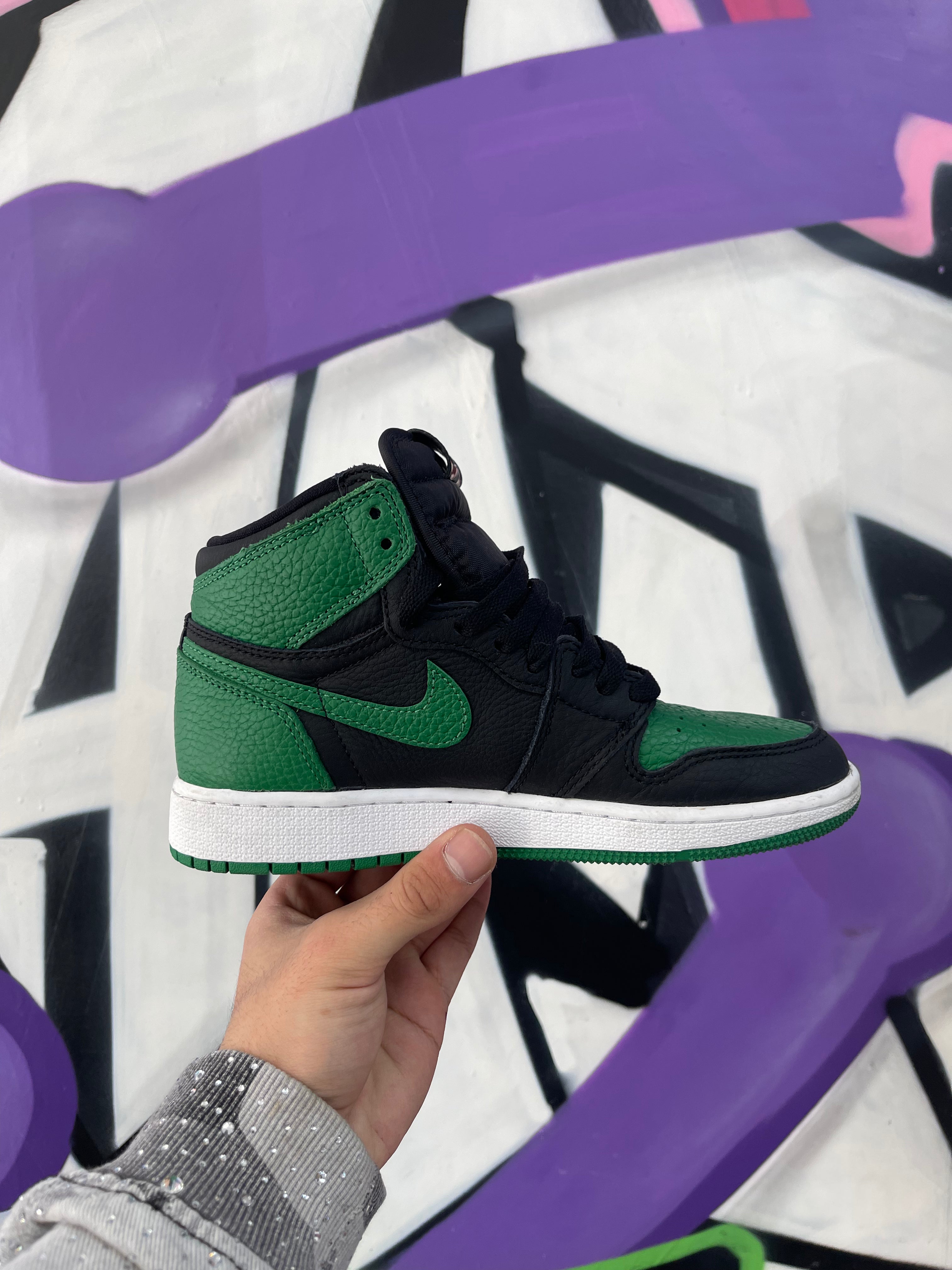 Jordan 1 Pine Green 2.0 Sneakers