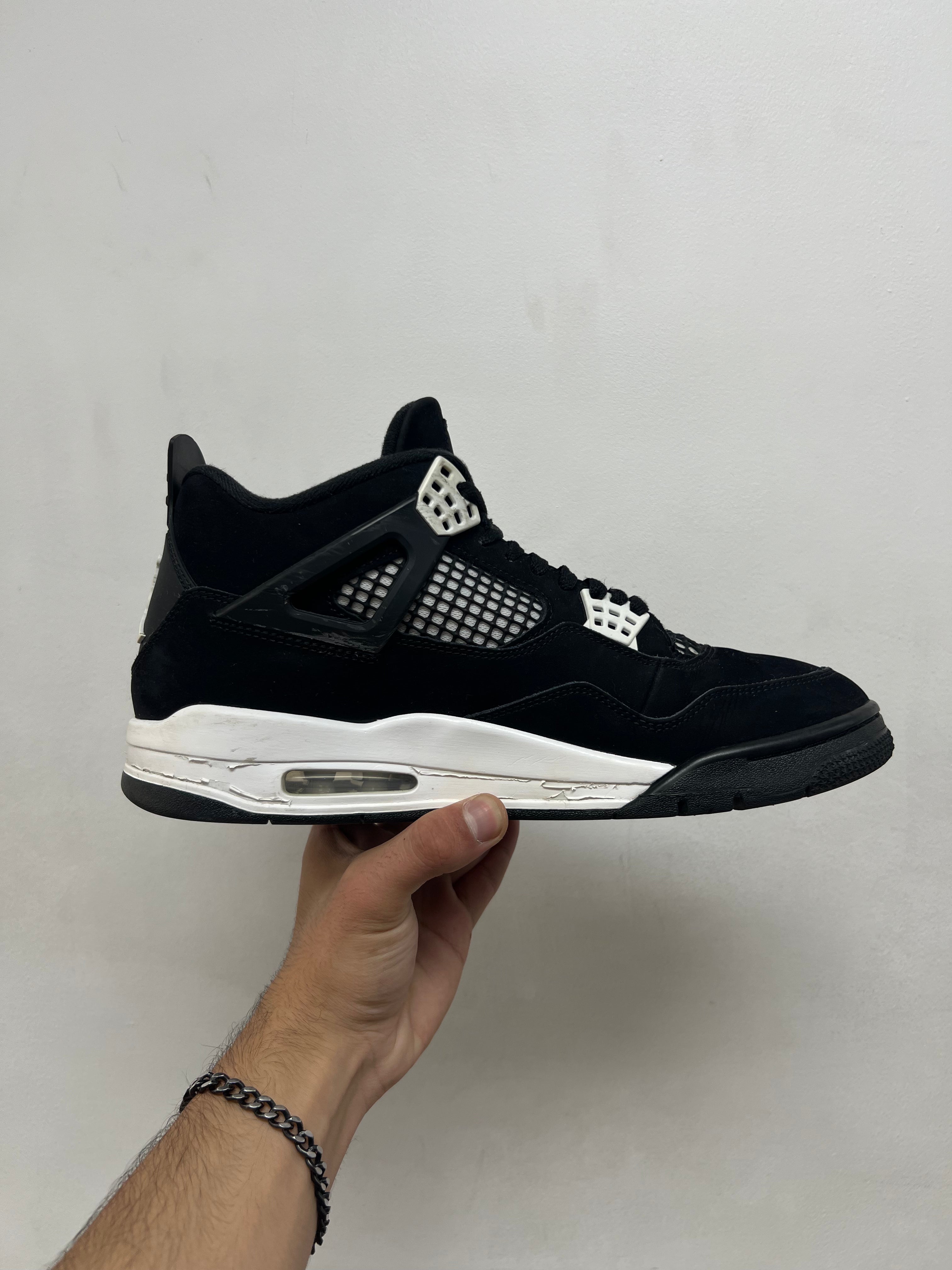 Jordan 4 White Thunder (Paint Chip Midsole) Sneakers