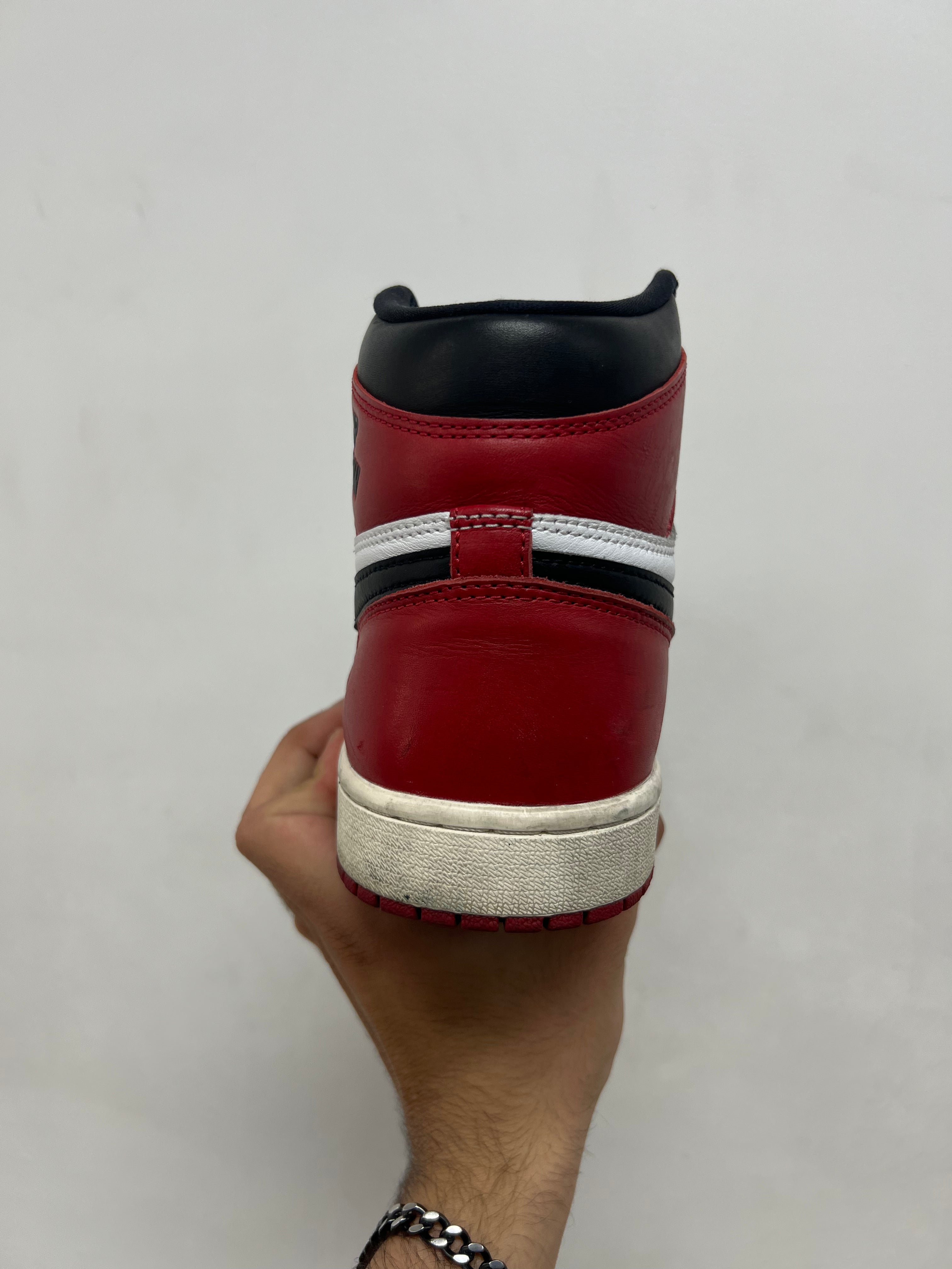 Jordan 1 Black Toe Sneakers