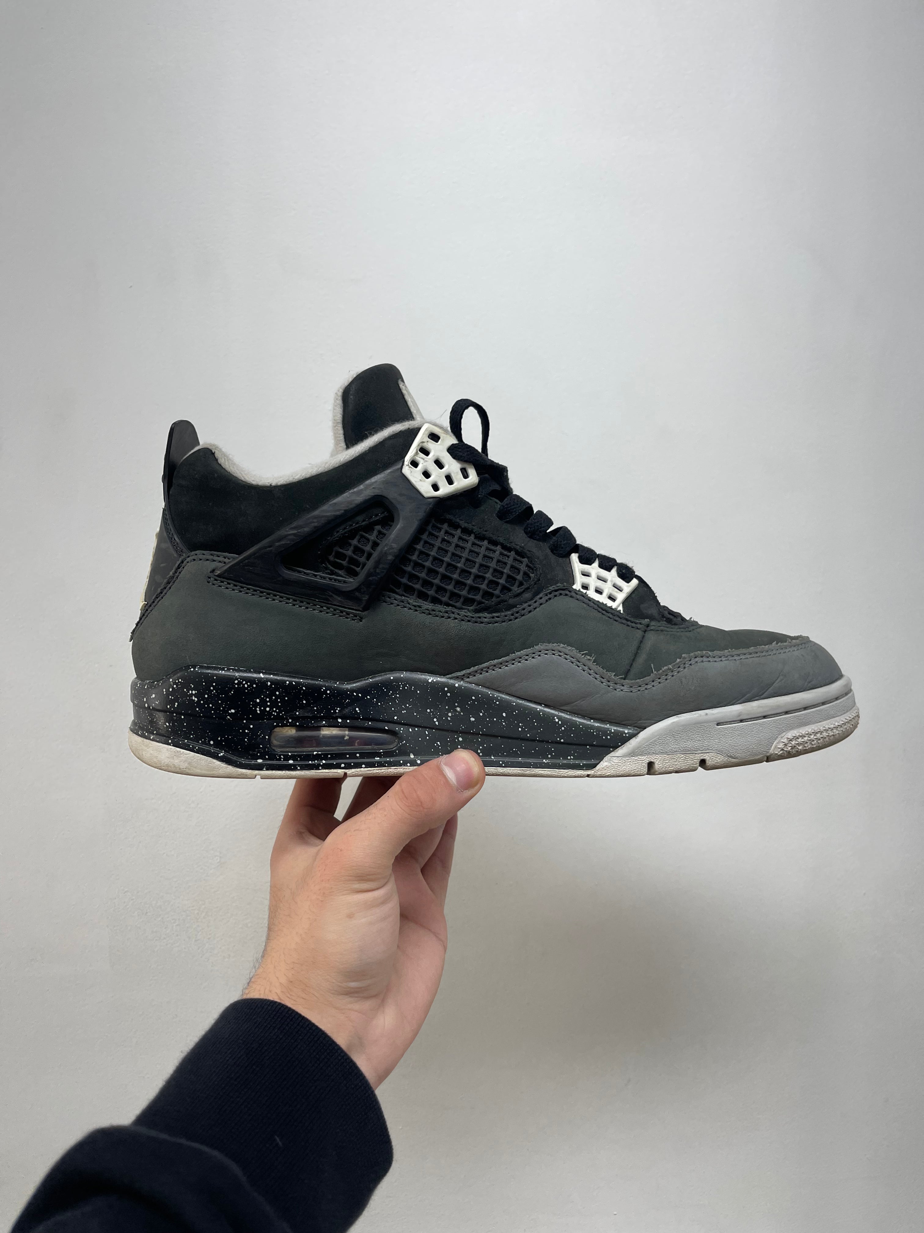 Jordan 4 Fear Sneakers
