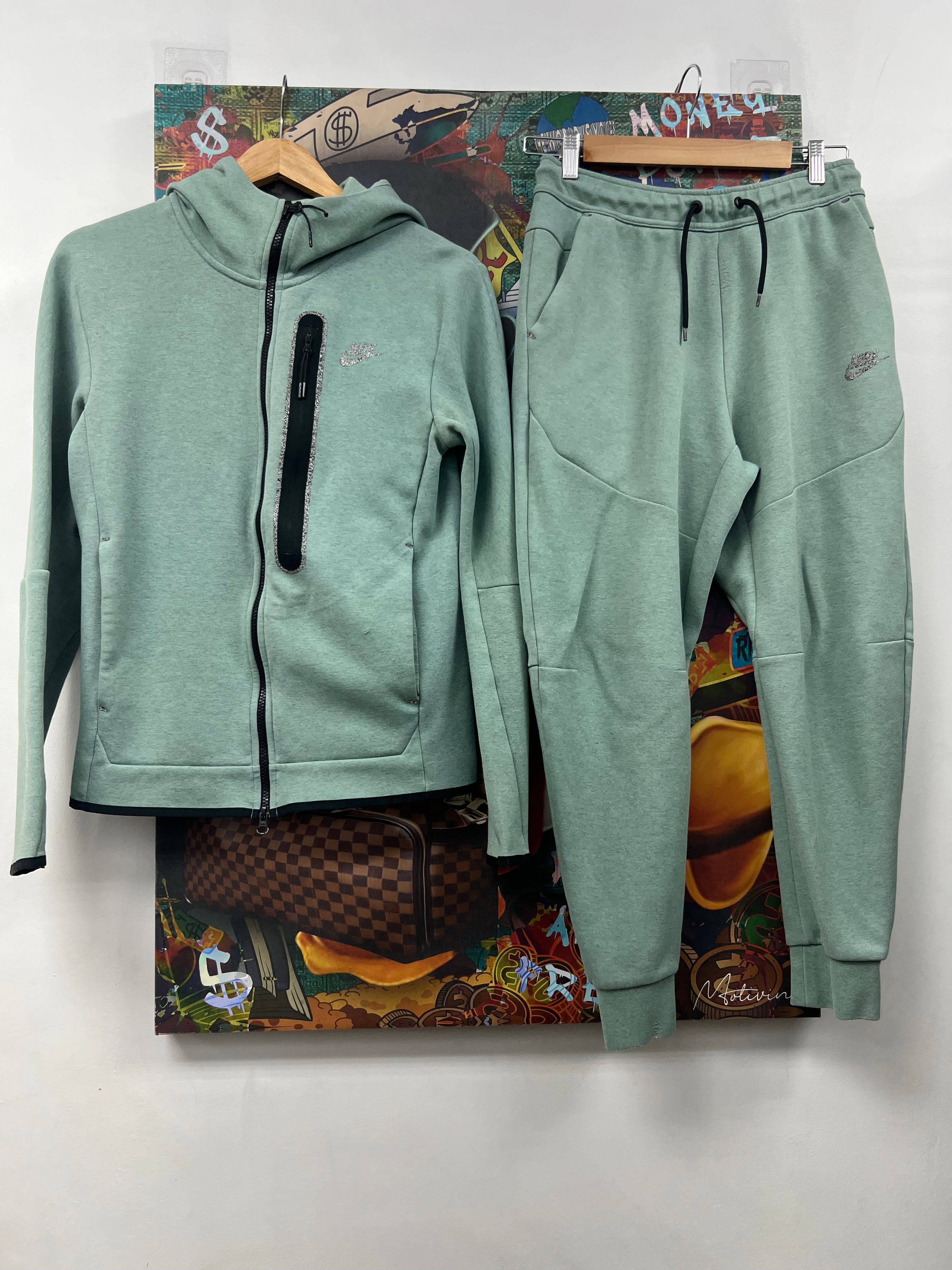 Nike Mint Green Tech (Old Season) Sweatsuit