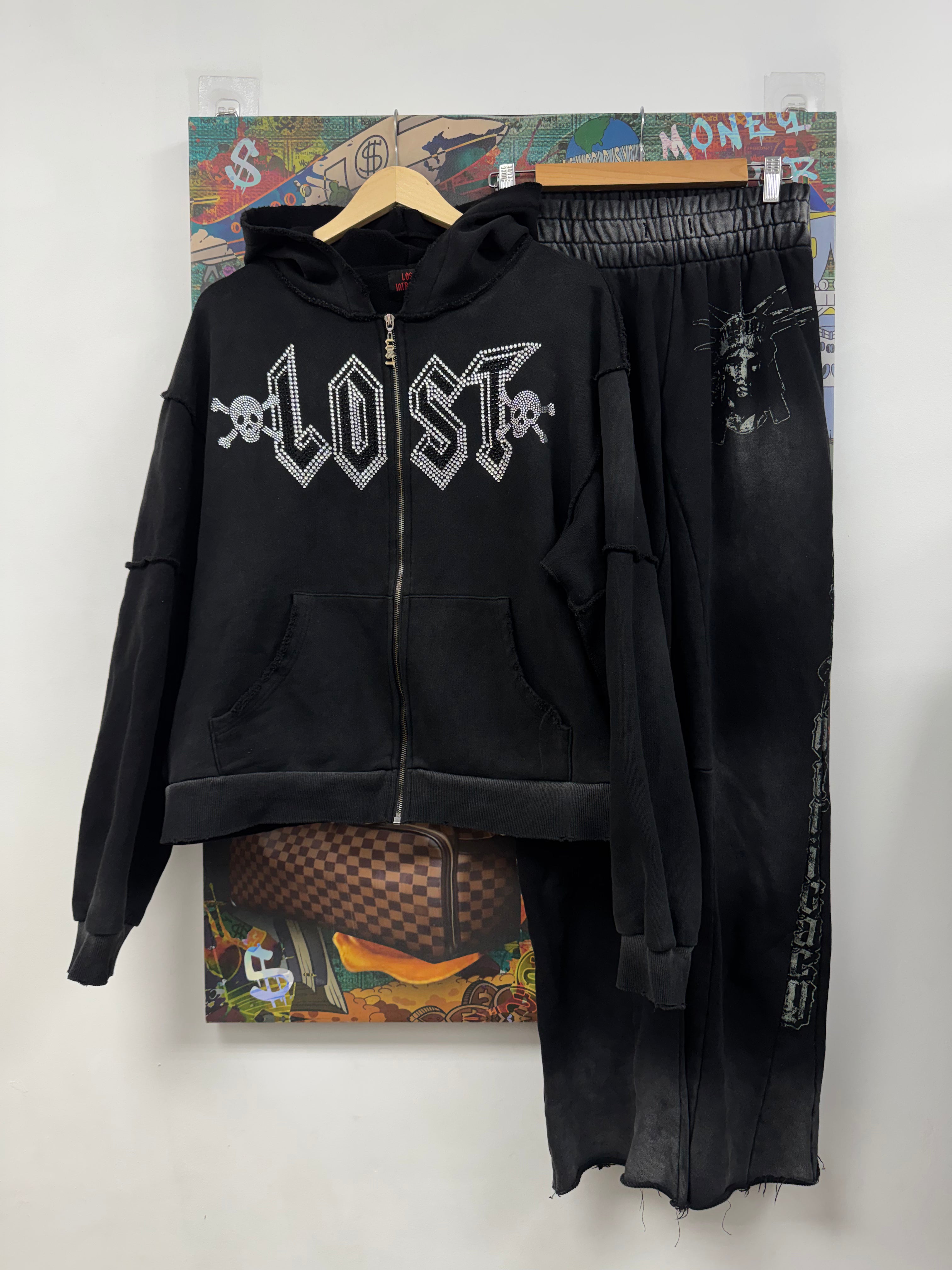 Lost Intricacy Faded Black Skull Sweatsuit