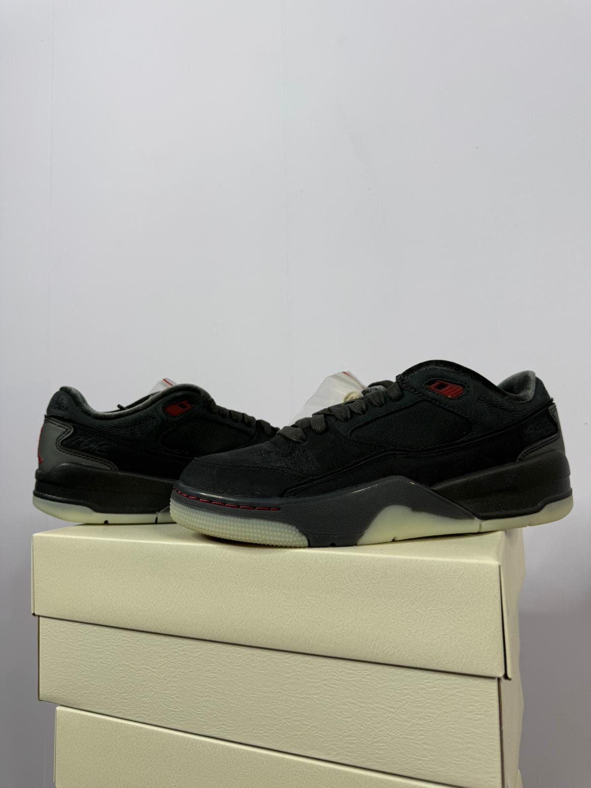 Jordan x WDW Flight Court Low Black New