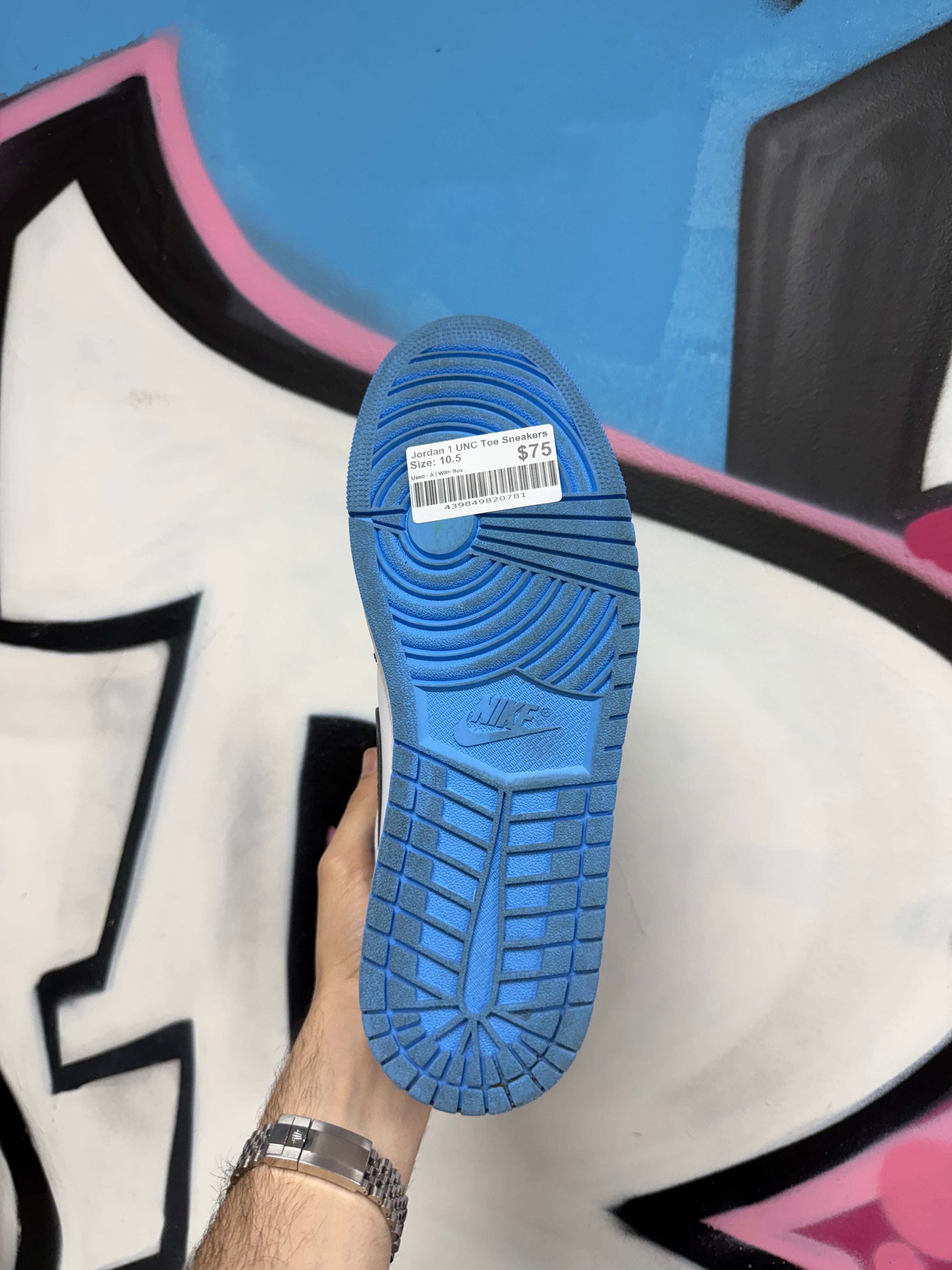 Jordan 1 UNC Toe Sneakers