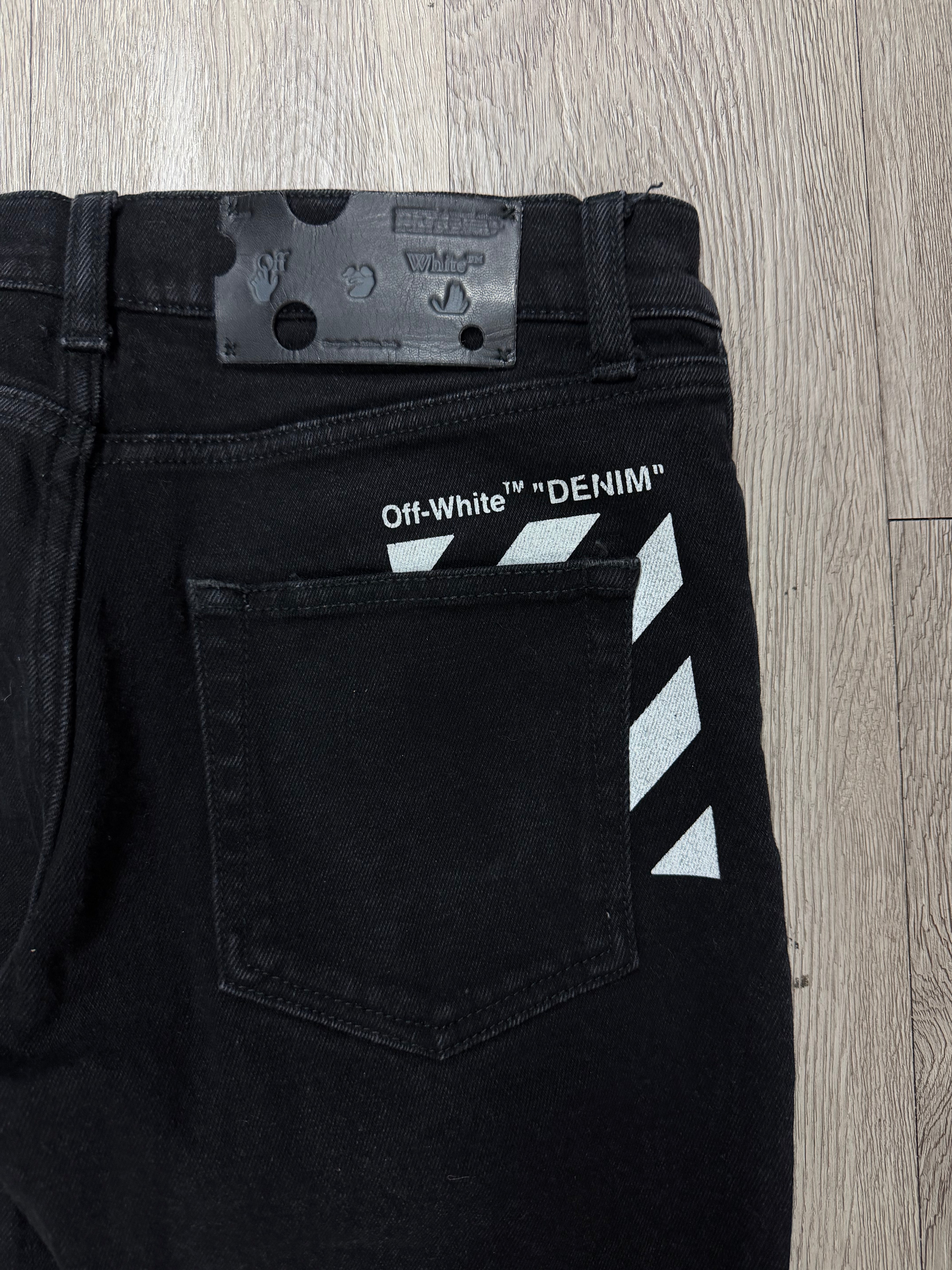 Off White Black White Striped Jeans