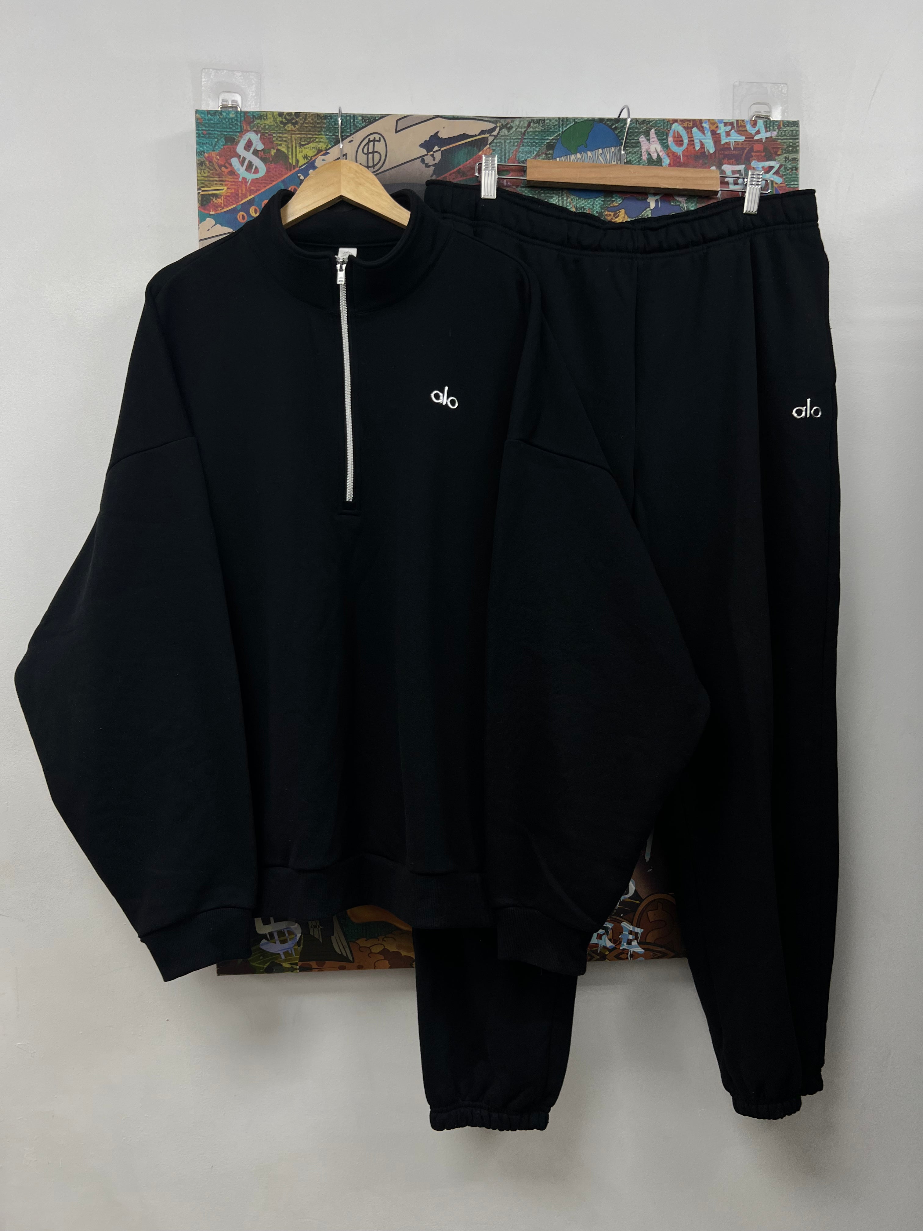 ALO Black Accolade Sweatsuit