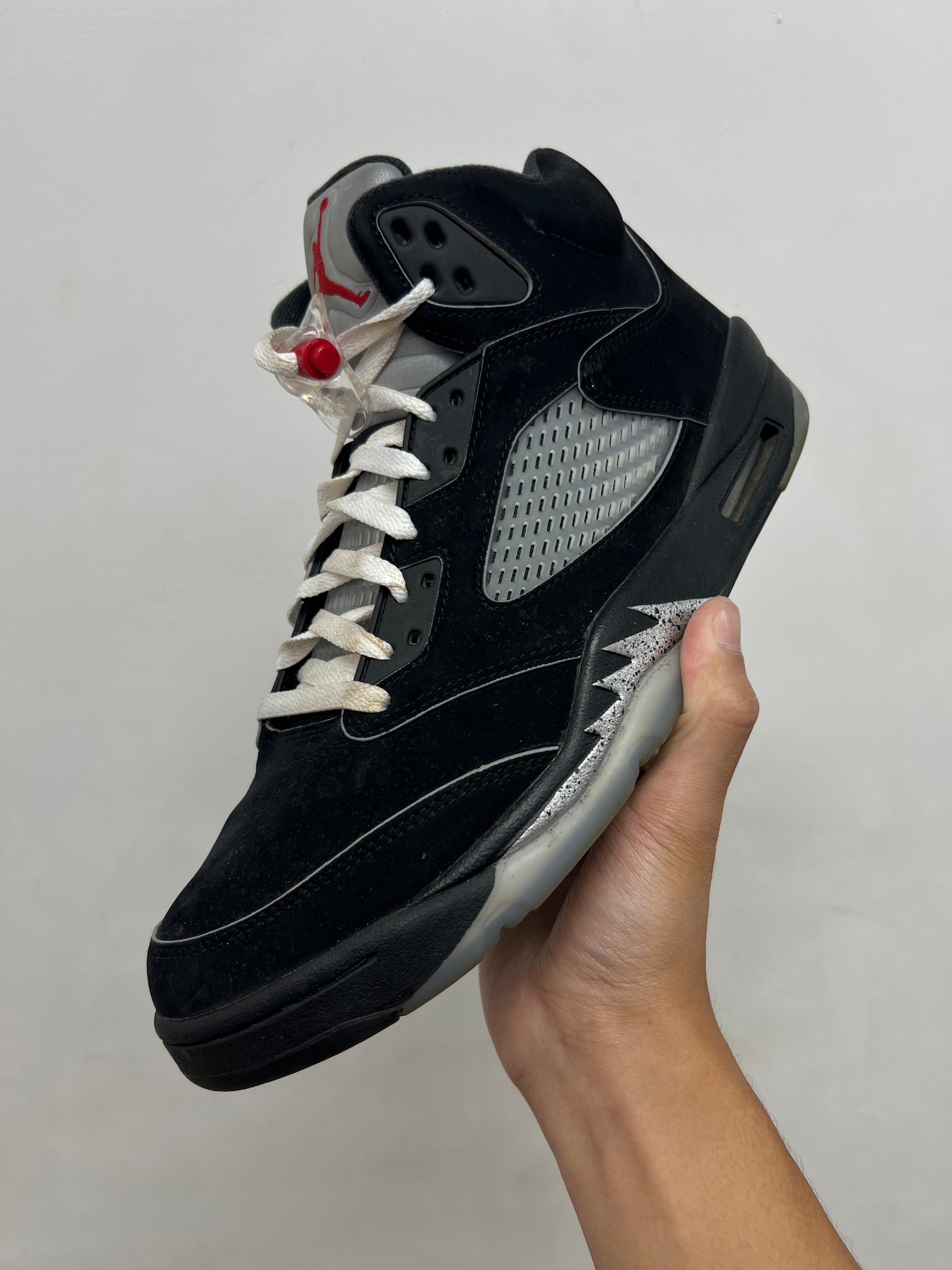 Jordan 5 Black Metallic Sneakers