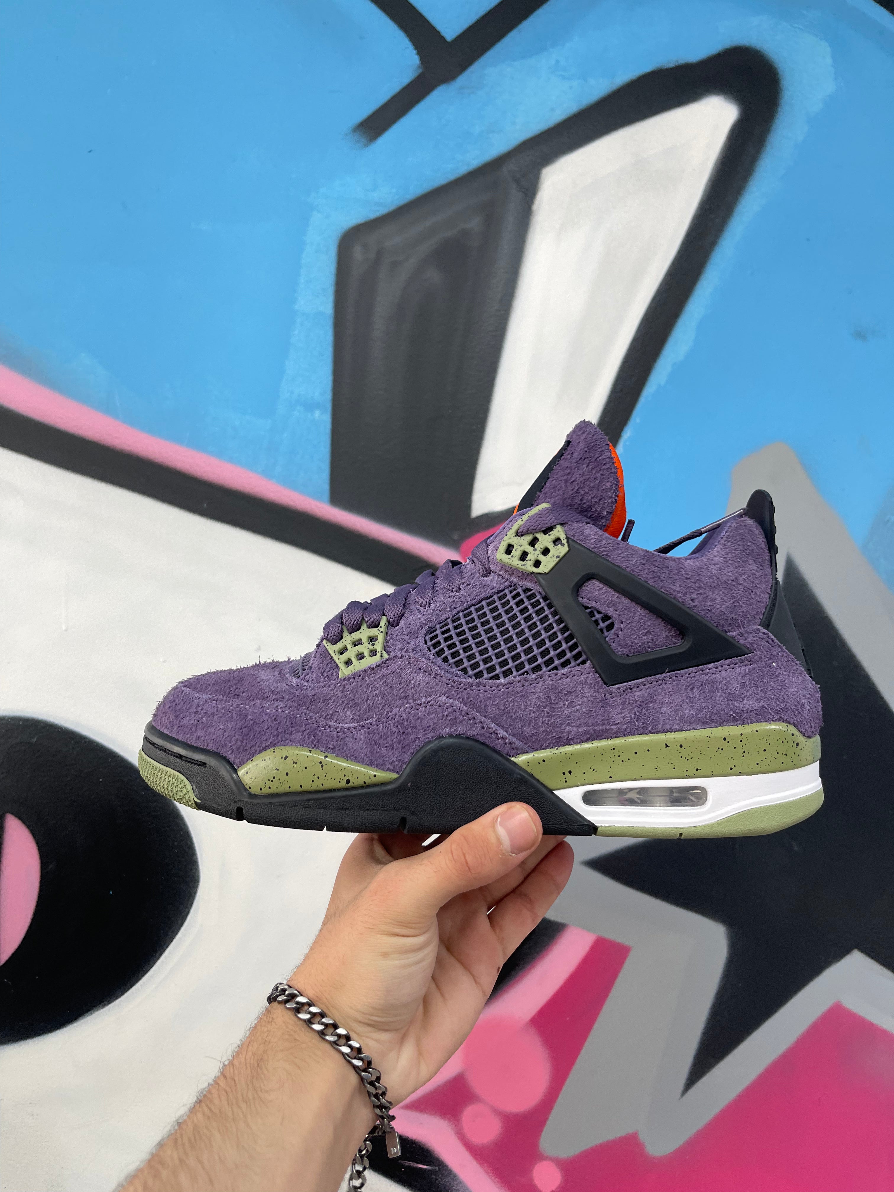 Jordan 4 Canyon Purple (Missing Box Lid) Sneakers