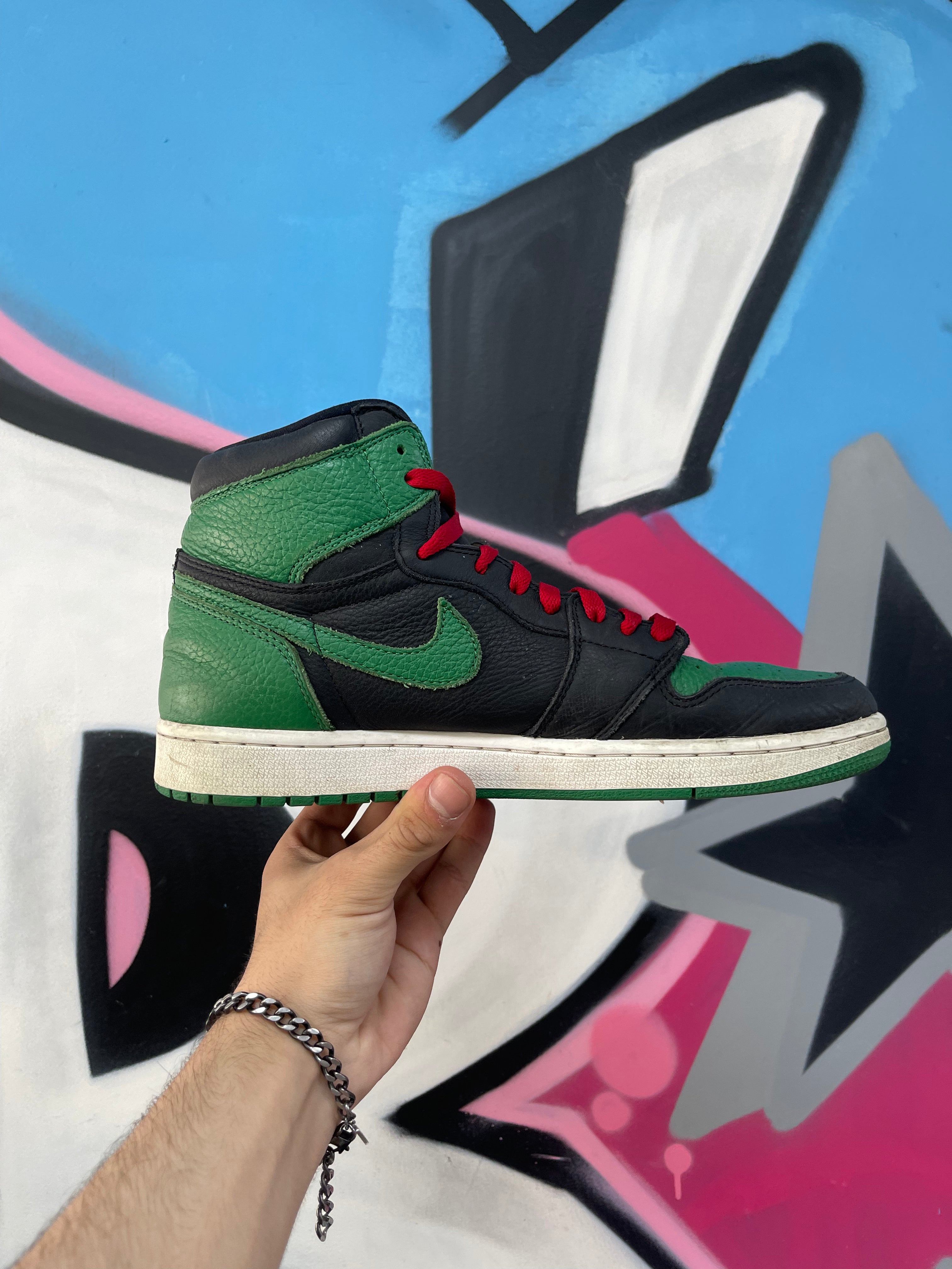 Jordan 1 Pine Green 2.0 Sneakers