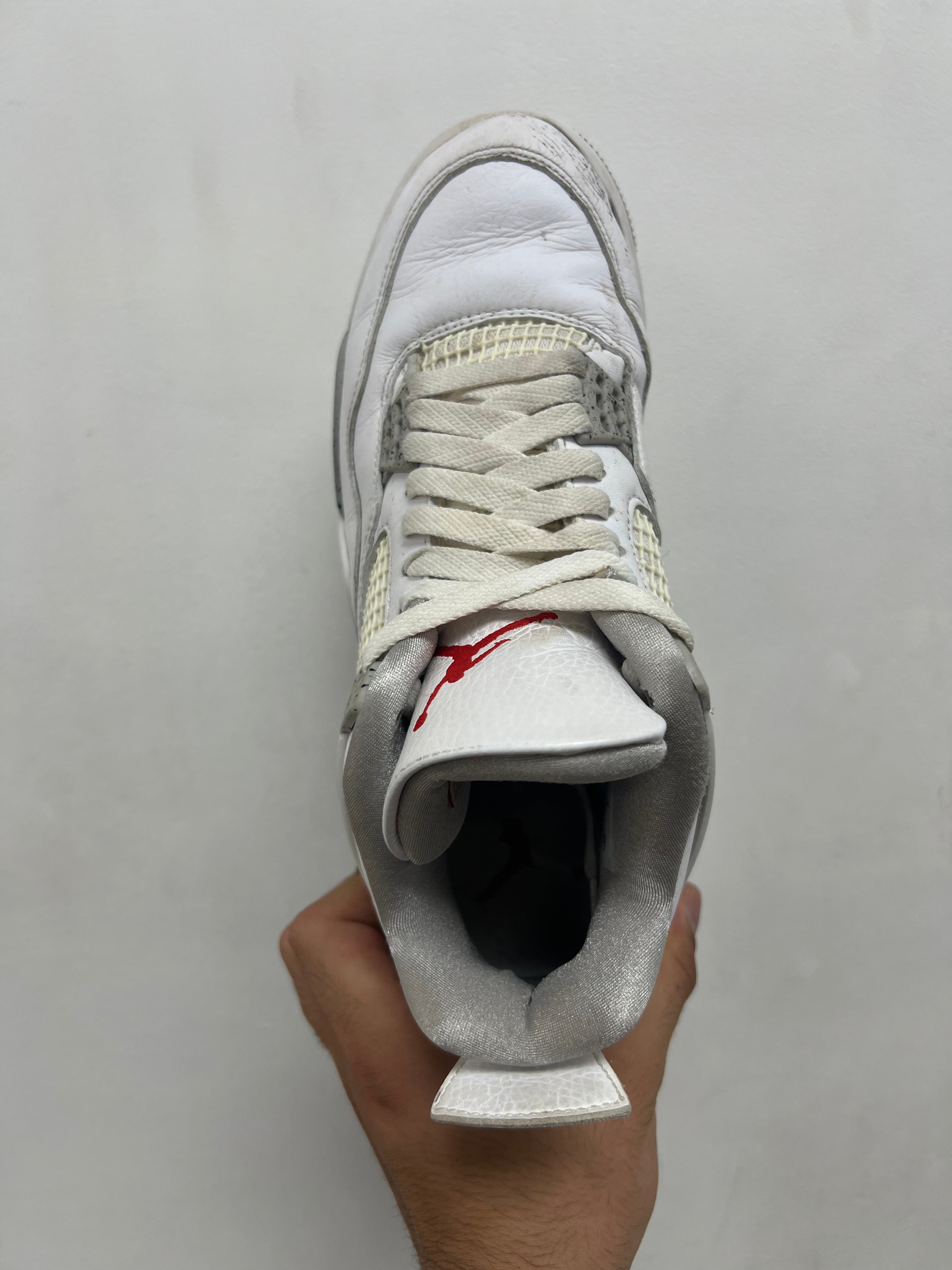 Jordan 4 White Oreo Sneakers