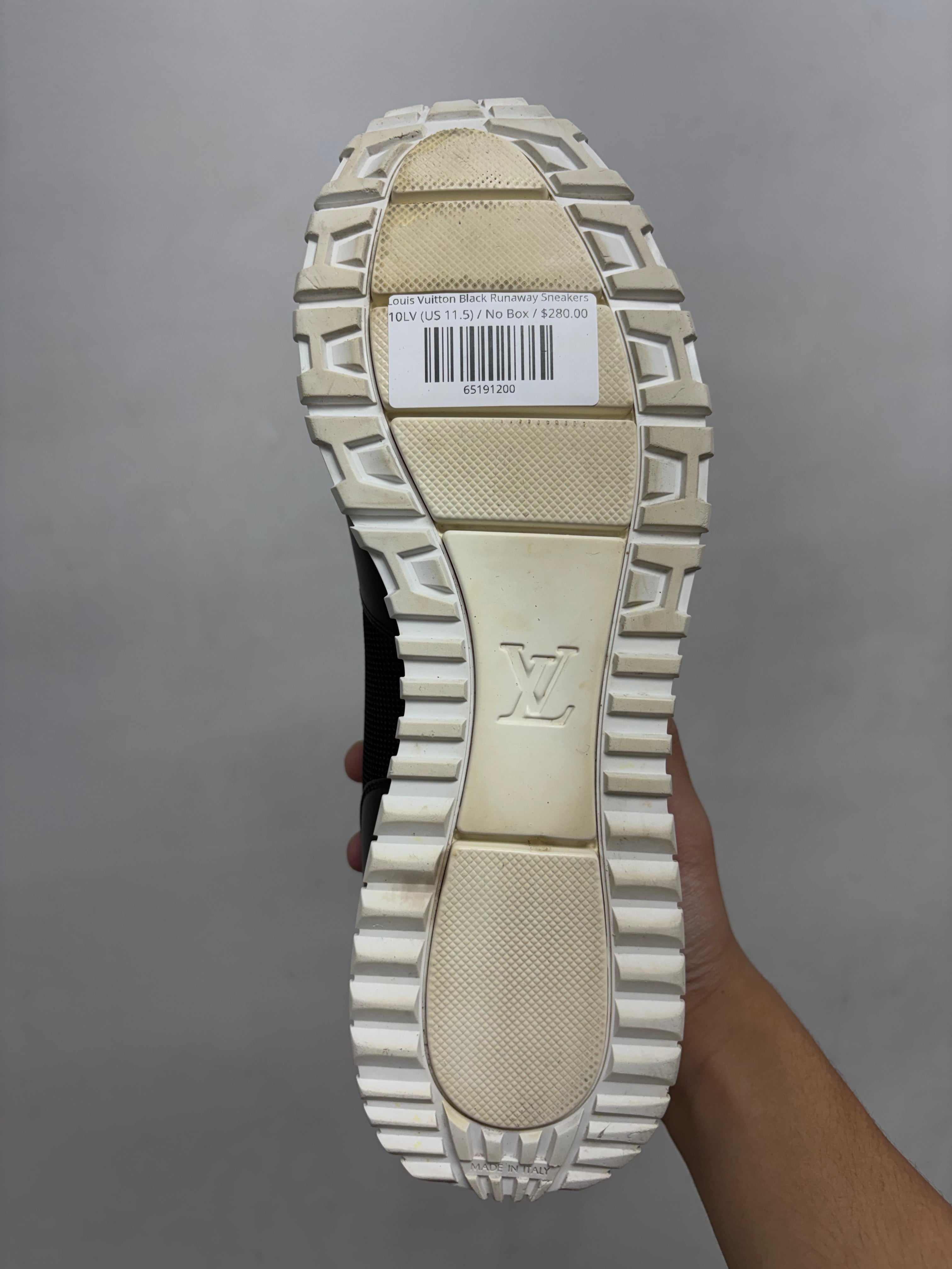 Louis Vuitton Black Runaway Sneakers