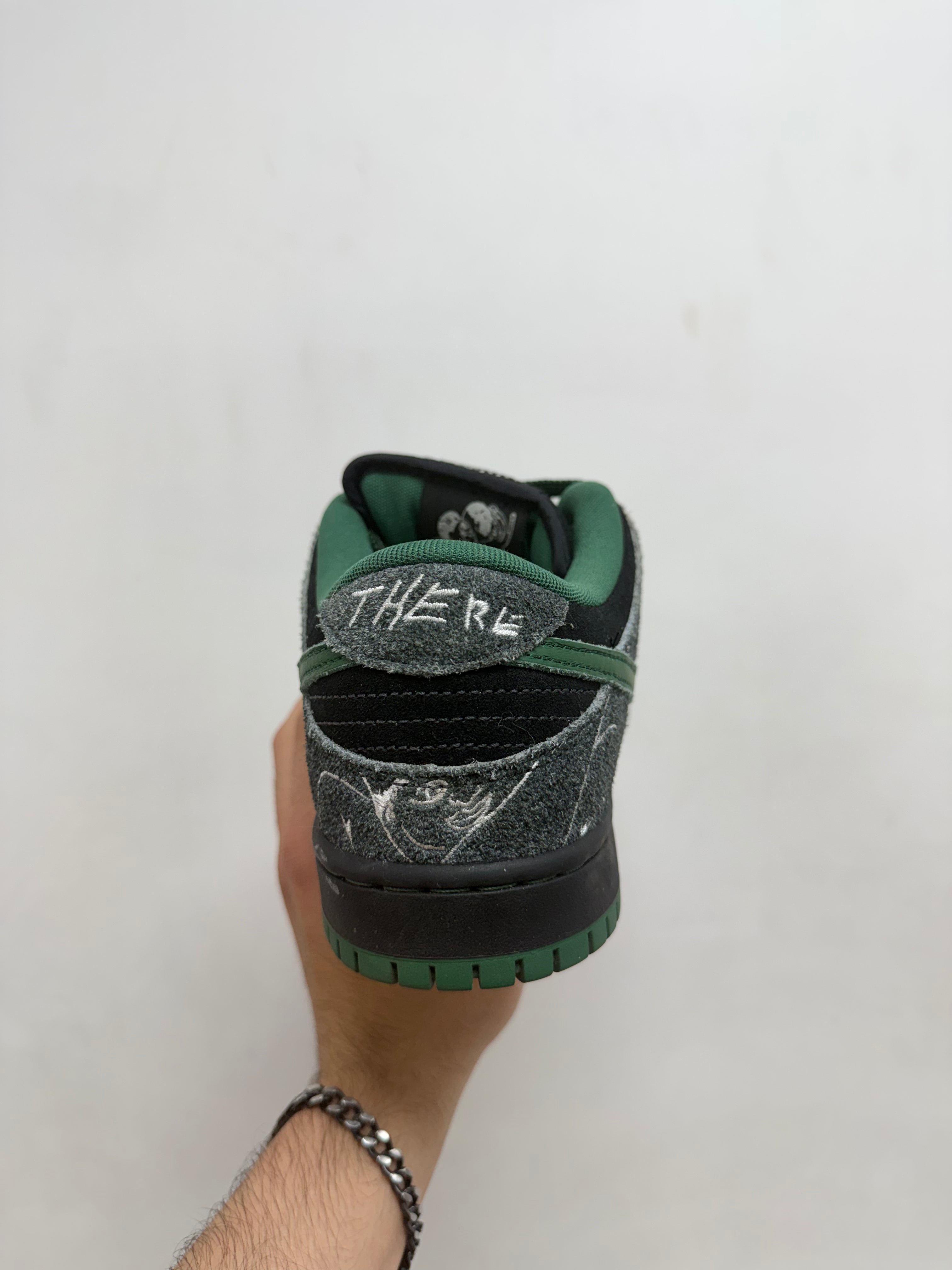 Nike SB Dunk Low There Skateboards Sneakers